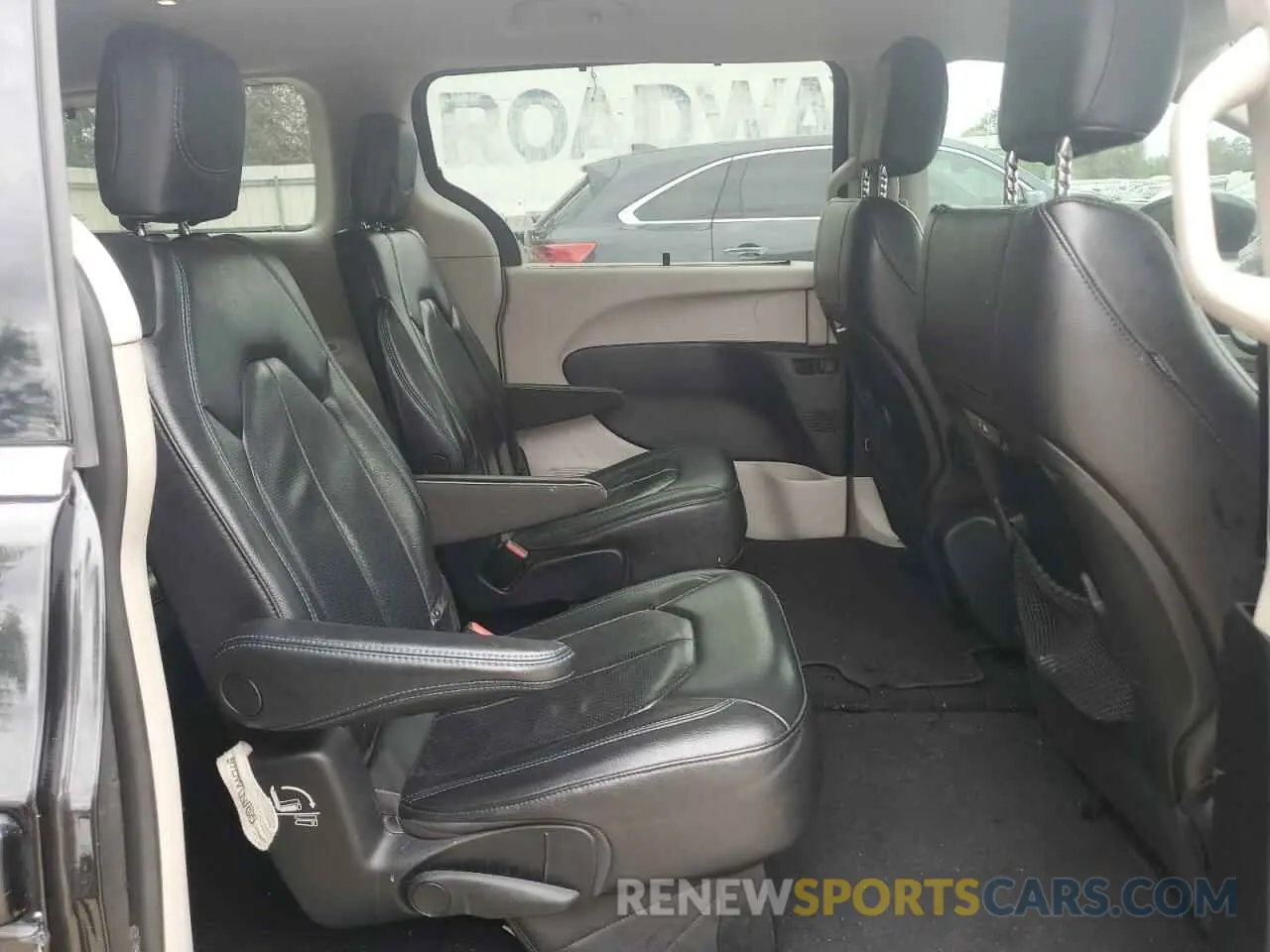 11 fotografías del automóvil dañado 2C4RC1BG0MR547537 CHRYSLER PACIFICA 2021