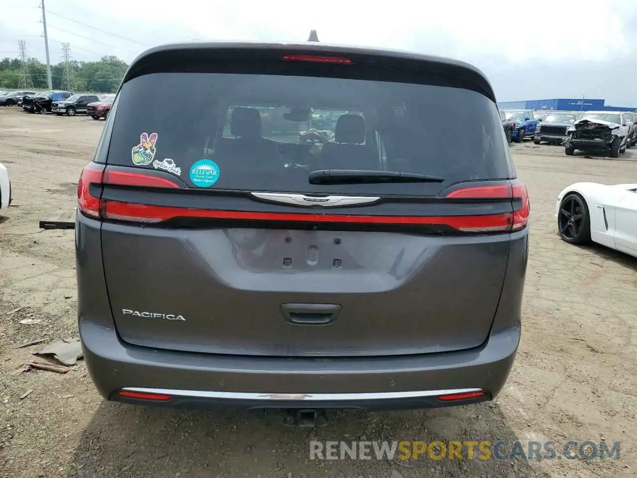 6 fotografías del automóvil dañado 2C4RC1BG0MR556979 CHRYSLER PACIFICA 2021