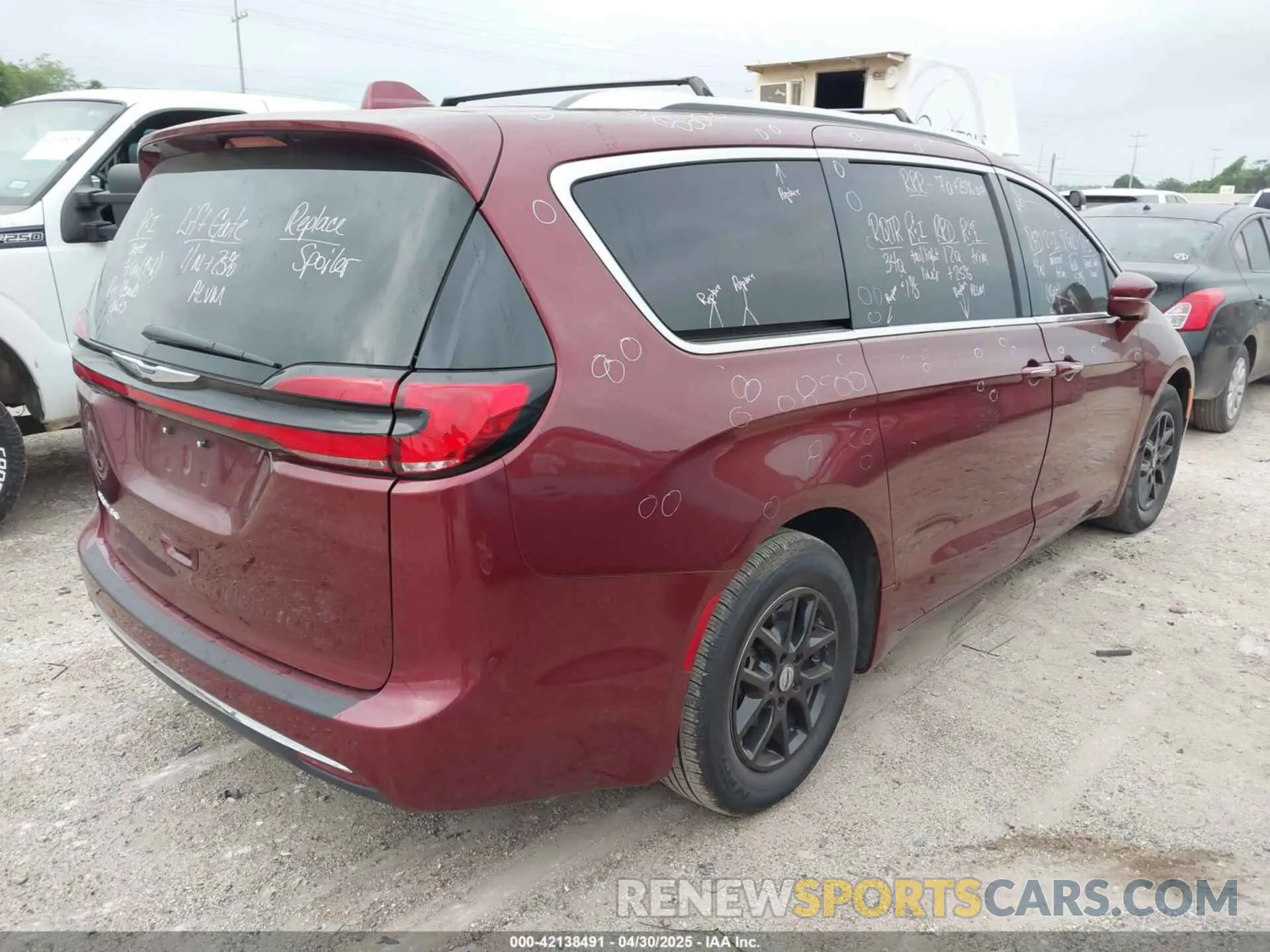 4 fotografías del automóvil dañado 2C4RC1BG0MR574477 CHRYSLER PACIFICA 2021