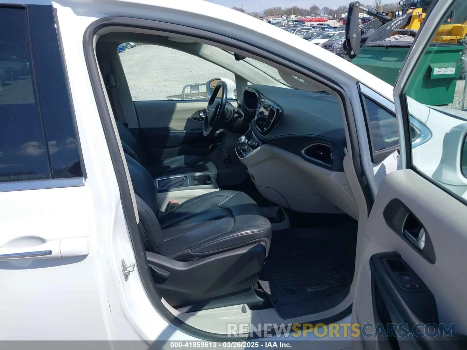 5 fotografías del automóvil dañado 2C4RC1BG1MR542430 CHRYSLER PACIFICA 2021