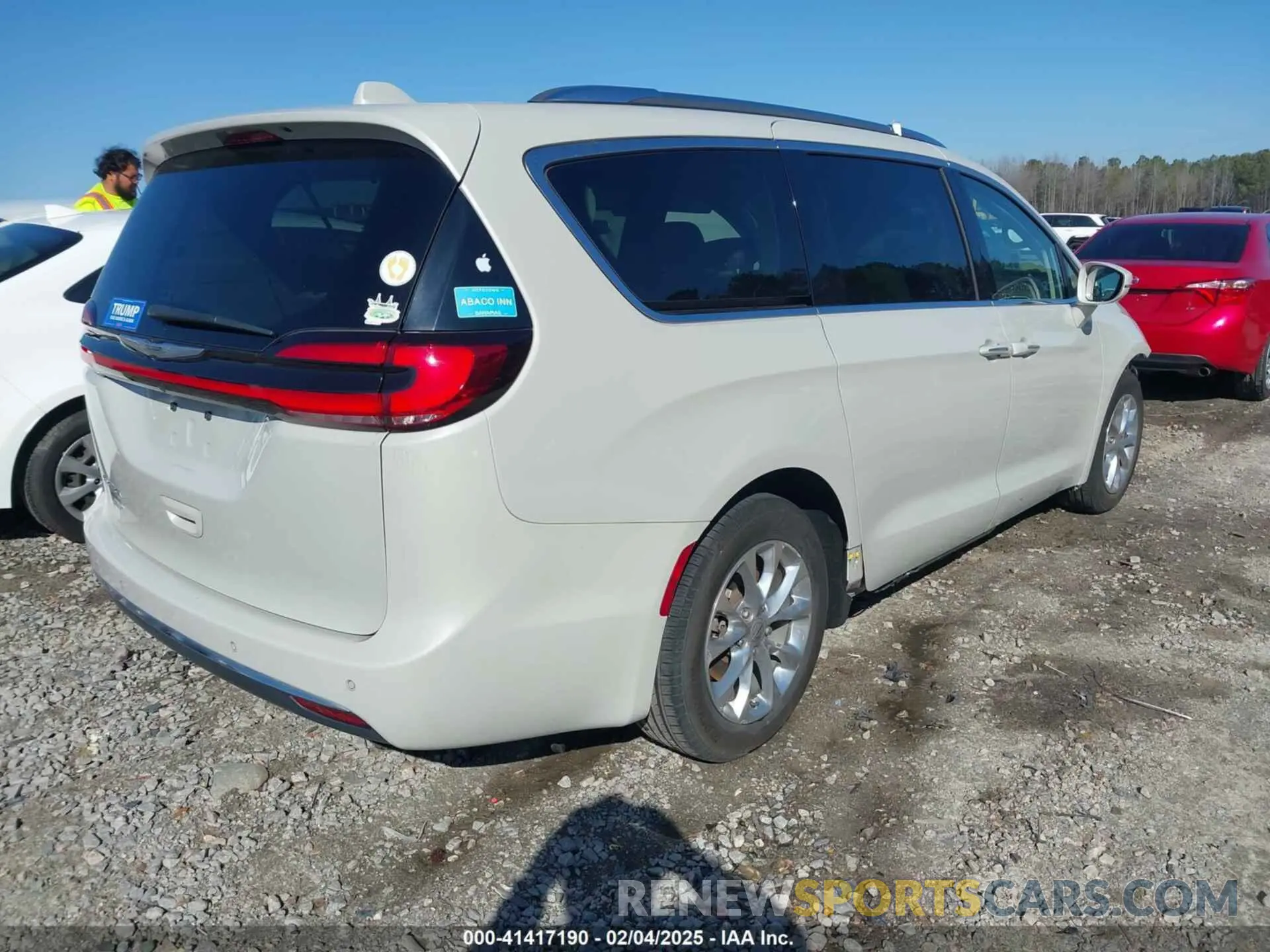 4 fotografías del automóvil dañado 2C4RC1BG2MR513566 CHRYSLER PACIFICA 2021