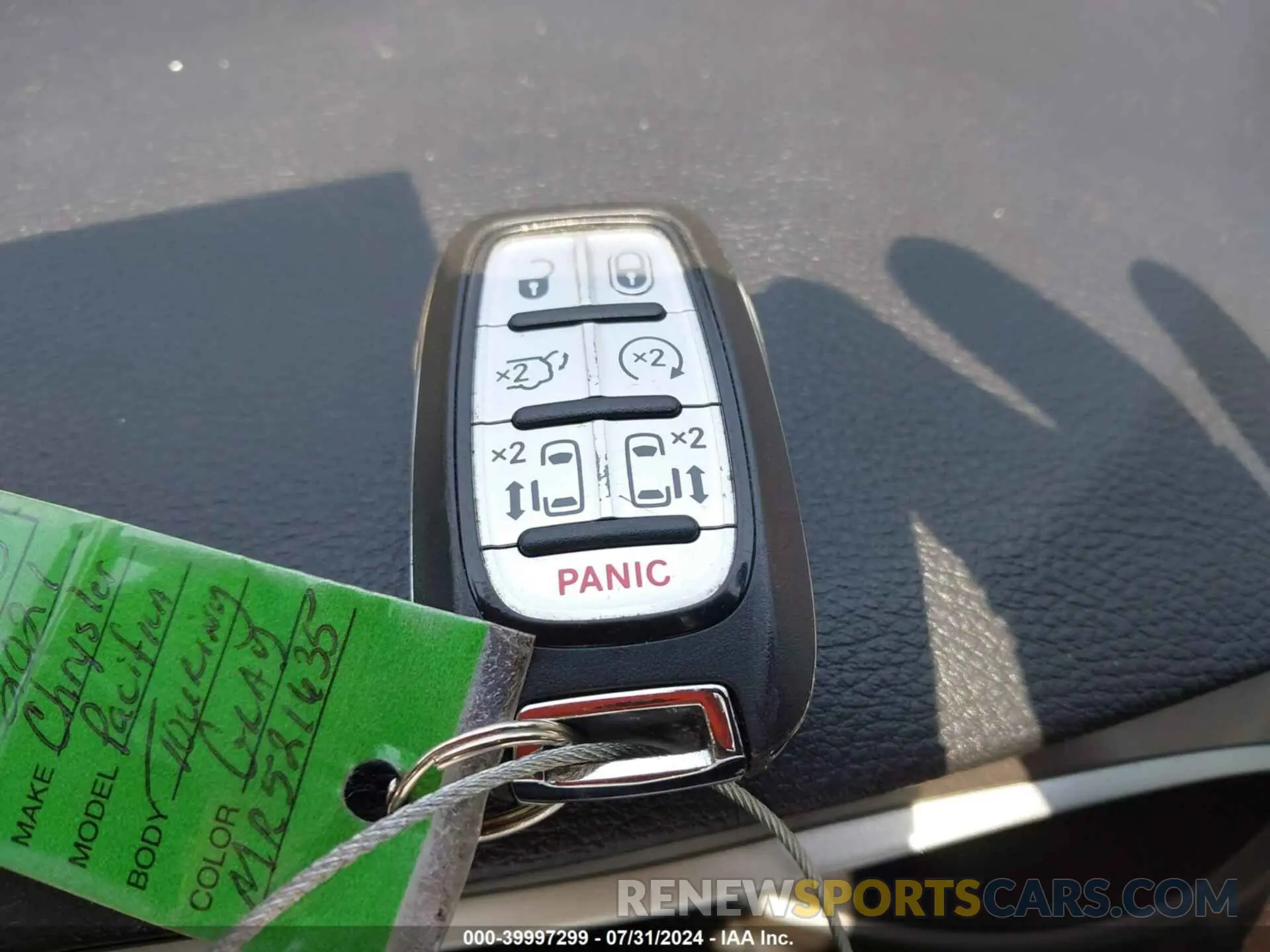 11 fotografías del automóvil dañado 2C4RC1BG2MR521635 CHRYSLER PACIFICA 2021