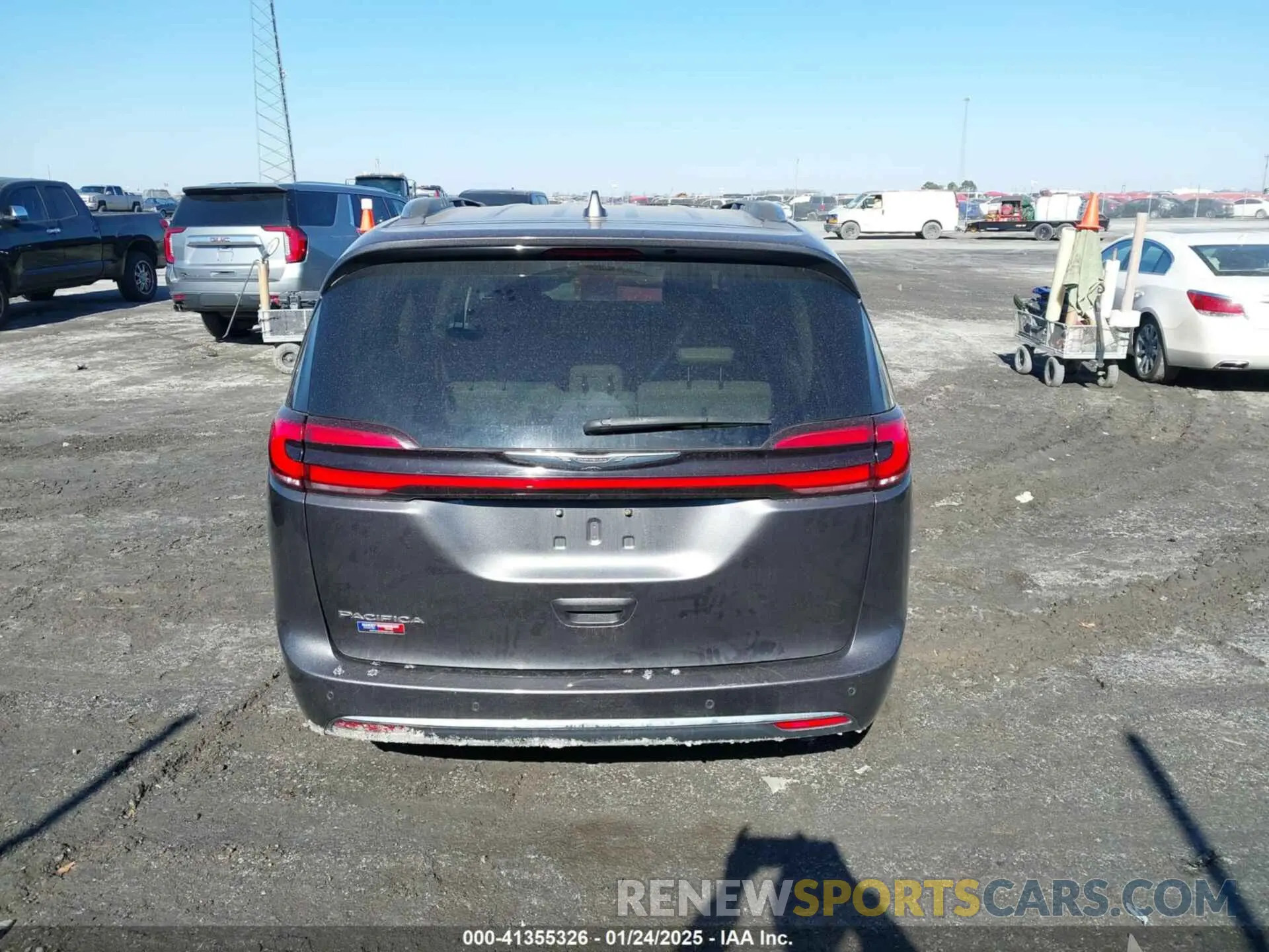 16 fotografías del automóvil dañado 2C4RC1BG3MR531932 CHRYSLER PACIFICA 2021