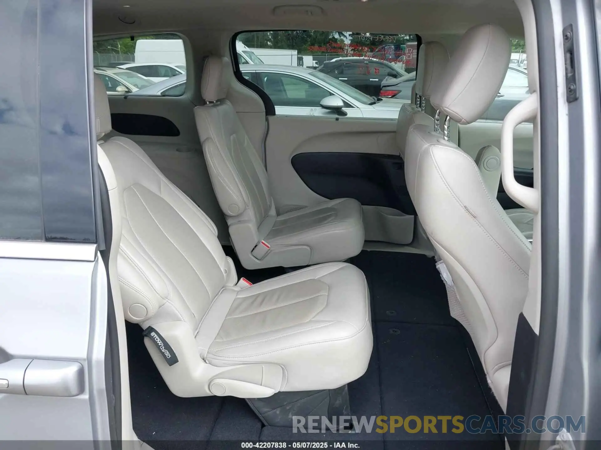 8 fotografías del automóvil dañado 2C4RC1BG3MR552828 CHRYSLER PACIFICA 2021