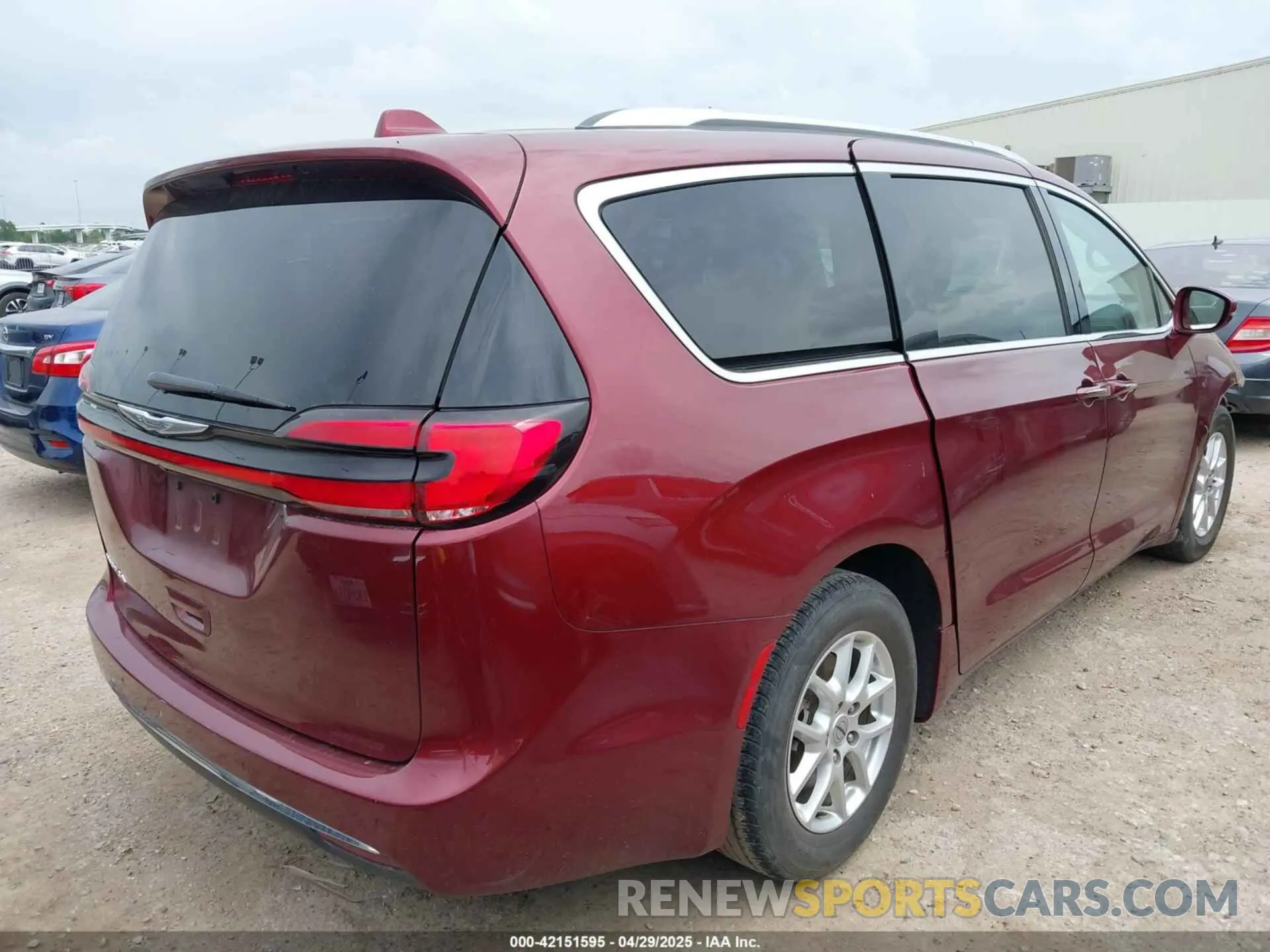 4 fotografías del automóvil dañado 2C4RC1BG3MR575154 CHRYSLER PACIFICA 2021