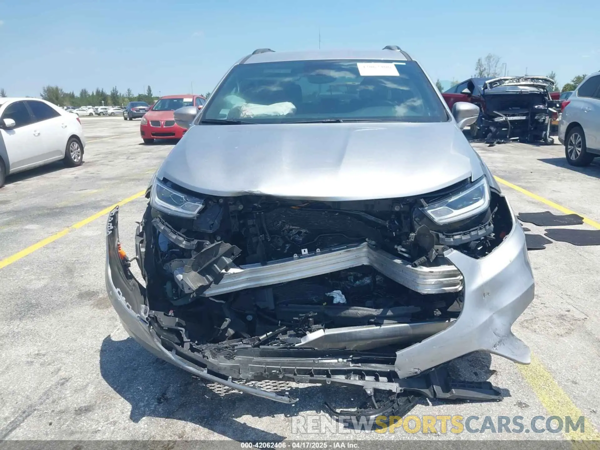 11 fotografías del automóvil dañado 2C4RC1BG3MR591256 CHRYSLER PACIFICA 2021