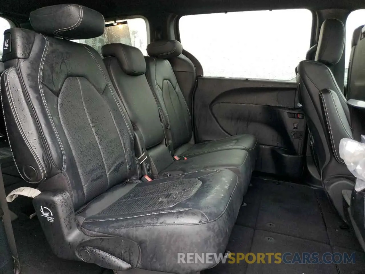 12 fotografías del automóvil dañado 2C4RC1BG4MR550182 CHRYSLER PACIFICA 2021