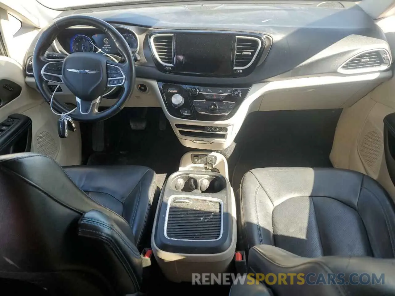 8 fotografías del automóvil dañado 2C4RC1BG4MR595686 CHRYSLER PACIFICA 2021
