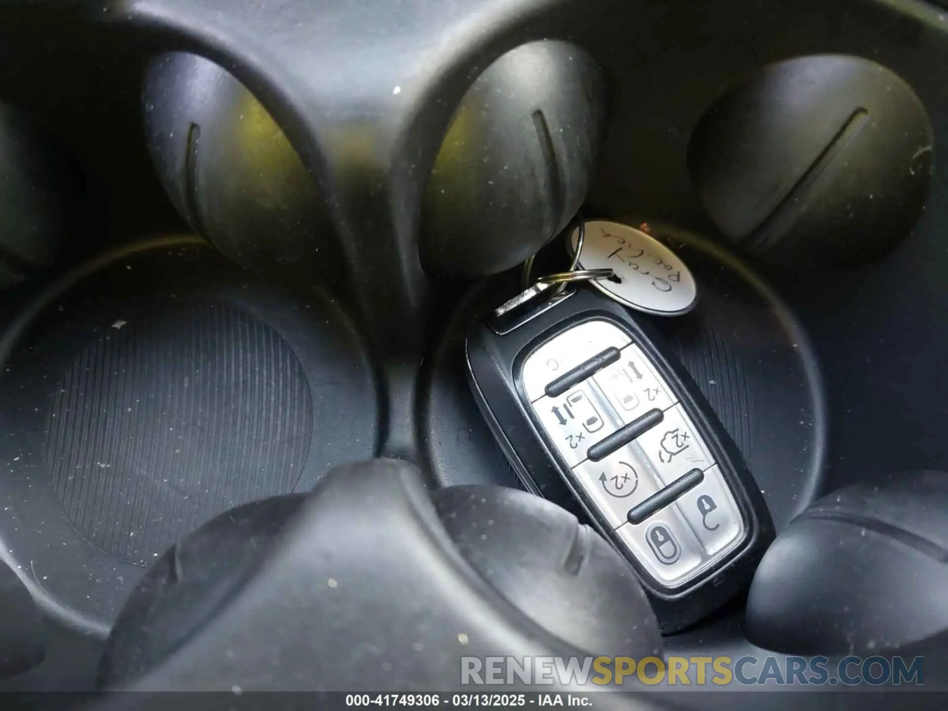 11 fotografías del automóvil dañado 2C4RC1BG4MR598328 CHRYSLER PACIFICA 2021