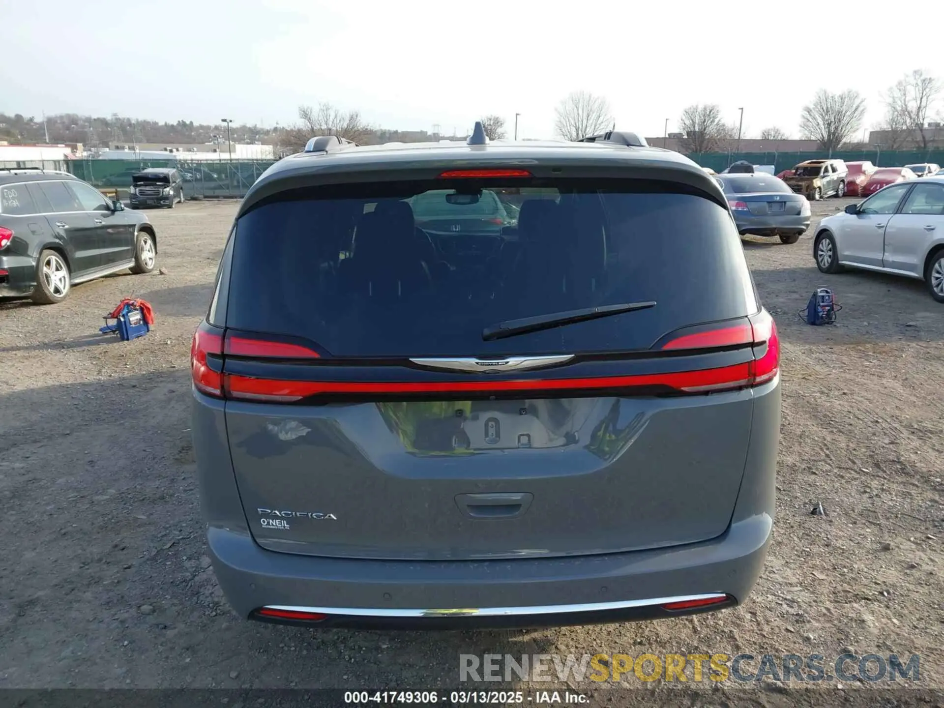 16 fotografías del automóvil dañado 2C4RC1BG4MR598328 CHRYSLER PACIFICA 2021