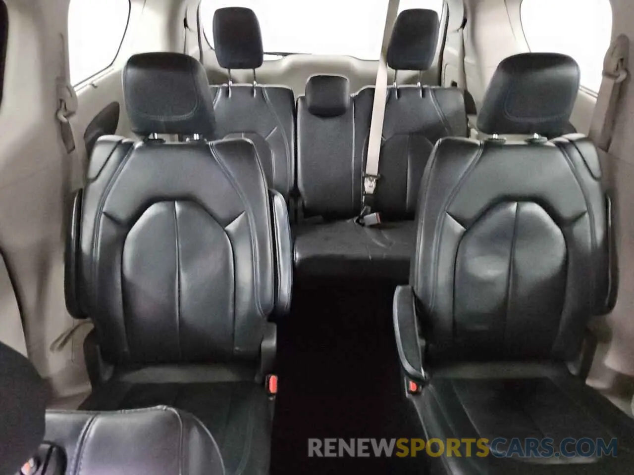 10 fotografías del automóvil dañado 2C4RC1BG6MR535134 CHRYSLER PACIFICA 2021