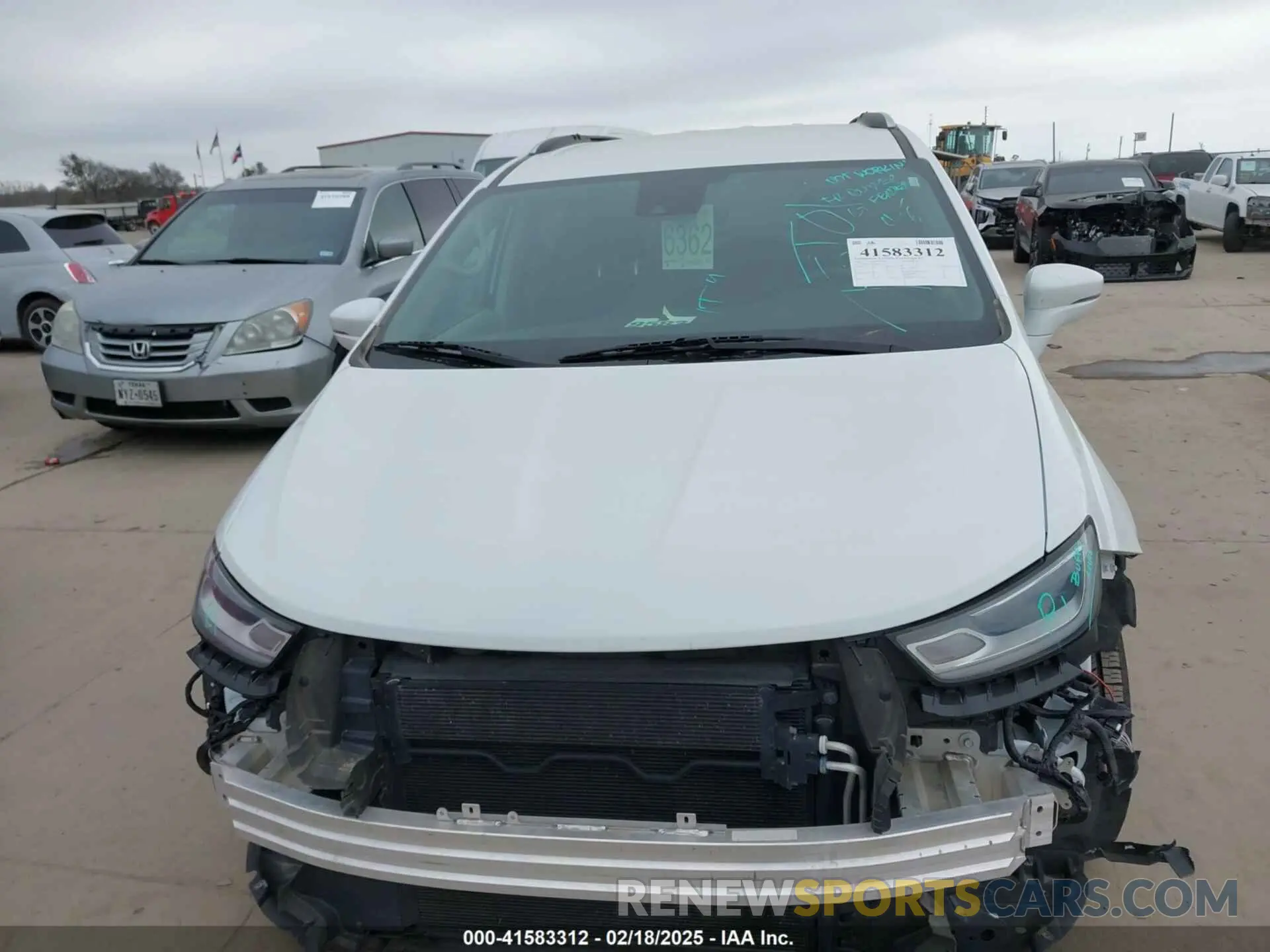 13 fotografías del automóvil dañado 2C4RC1BG6MR575116 CHRYSLER PACIFICA 2021