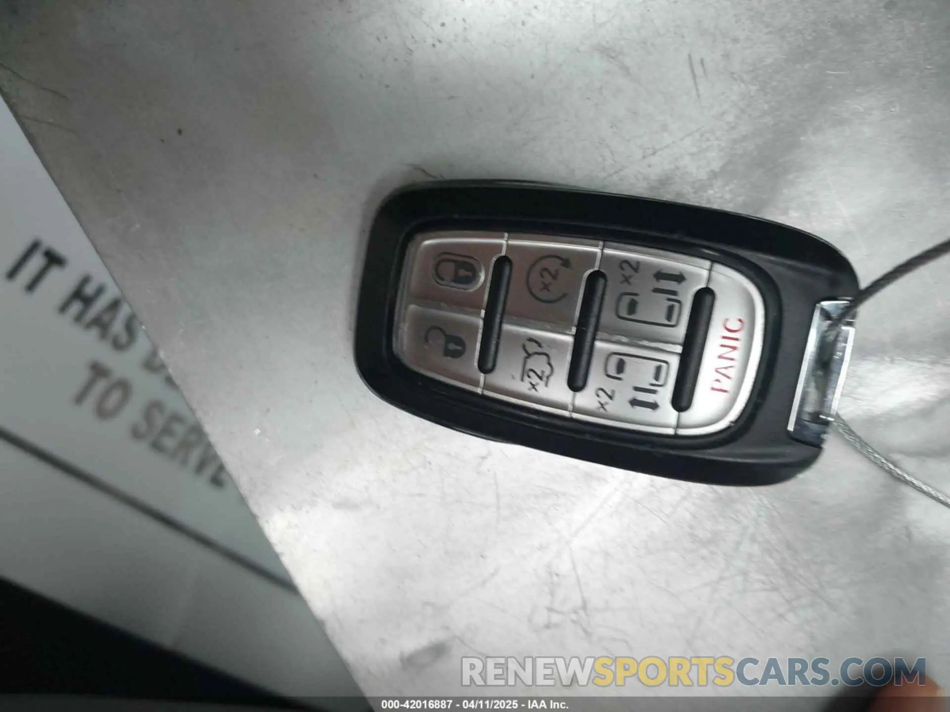 11 fotografías del automóvil dañado 2C4RC1BG7MR584956 CHRYSLER PACIFICA 2021