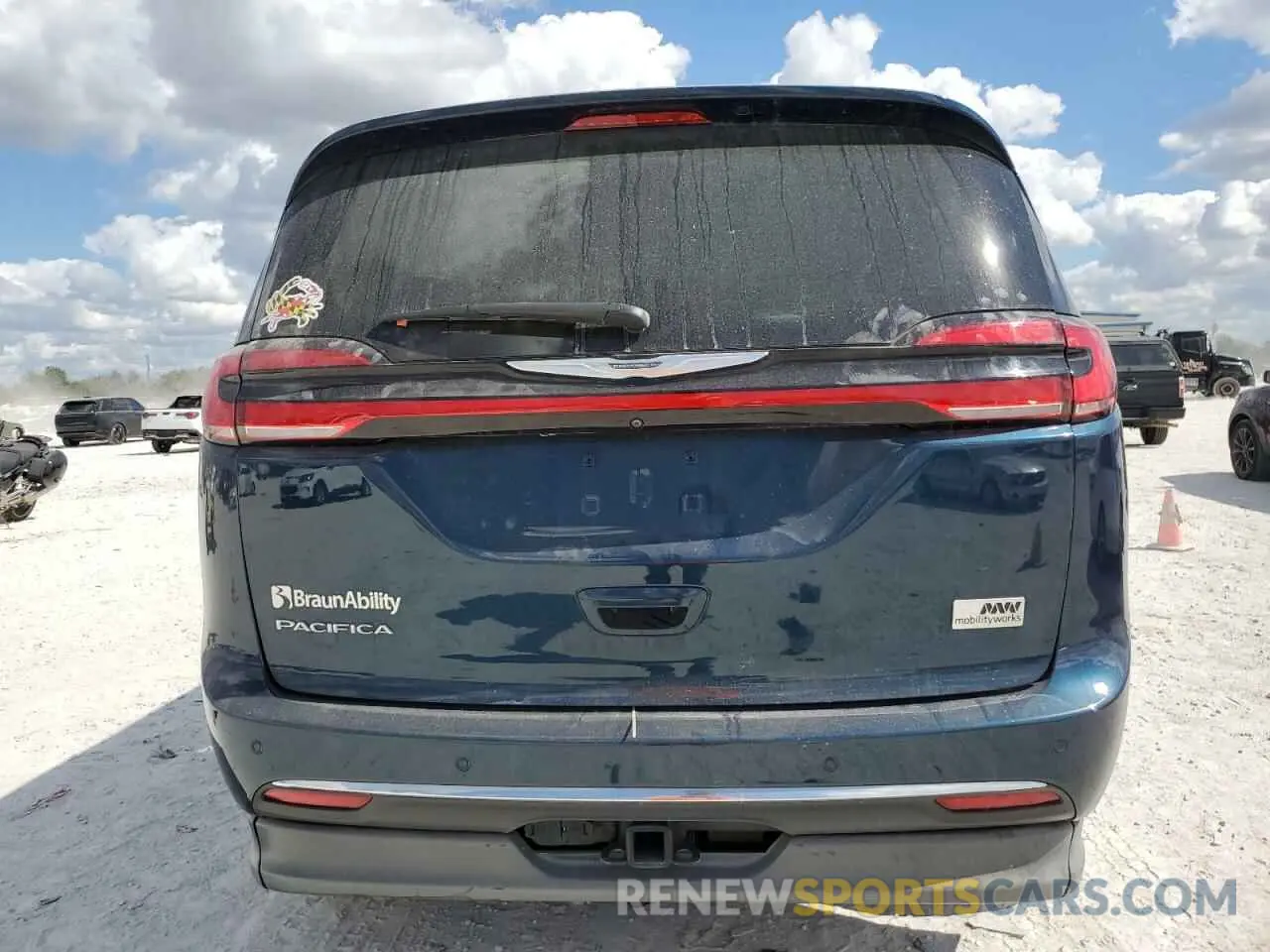 6 fotografías del automóvil dañado 2C4RC1BG8MR602395 CHRYSLER PACIFICA 2021