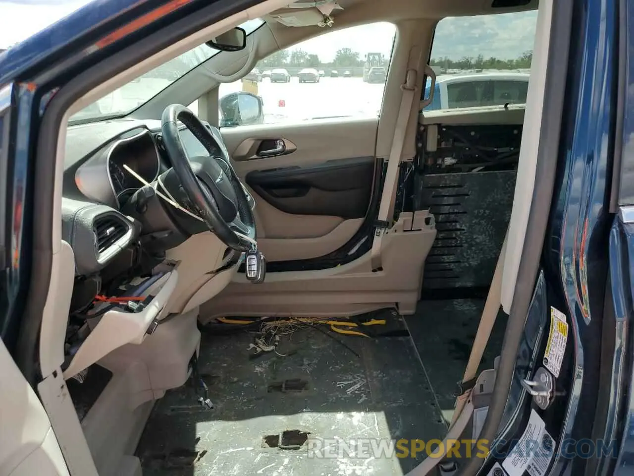7 fotografías del automóvil dañado 2C4RC1BG8MR602395 CHRYSLER PACIFICA 2021