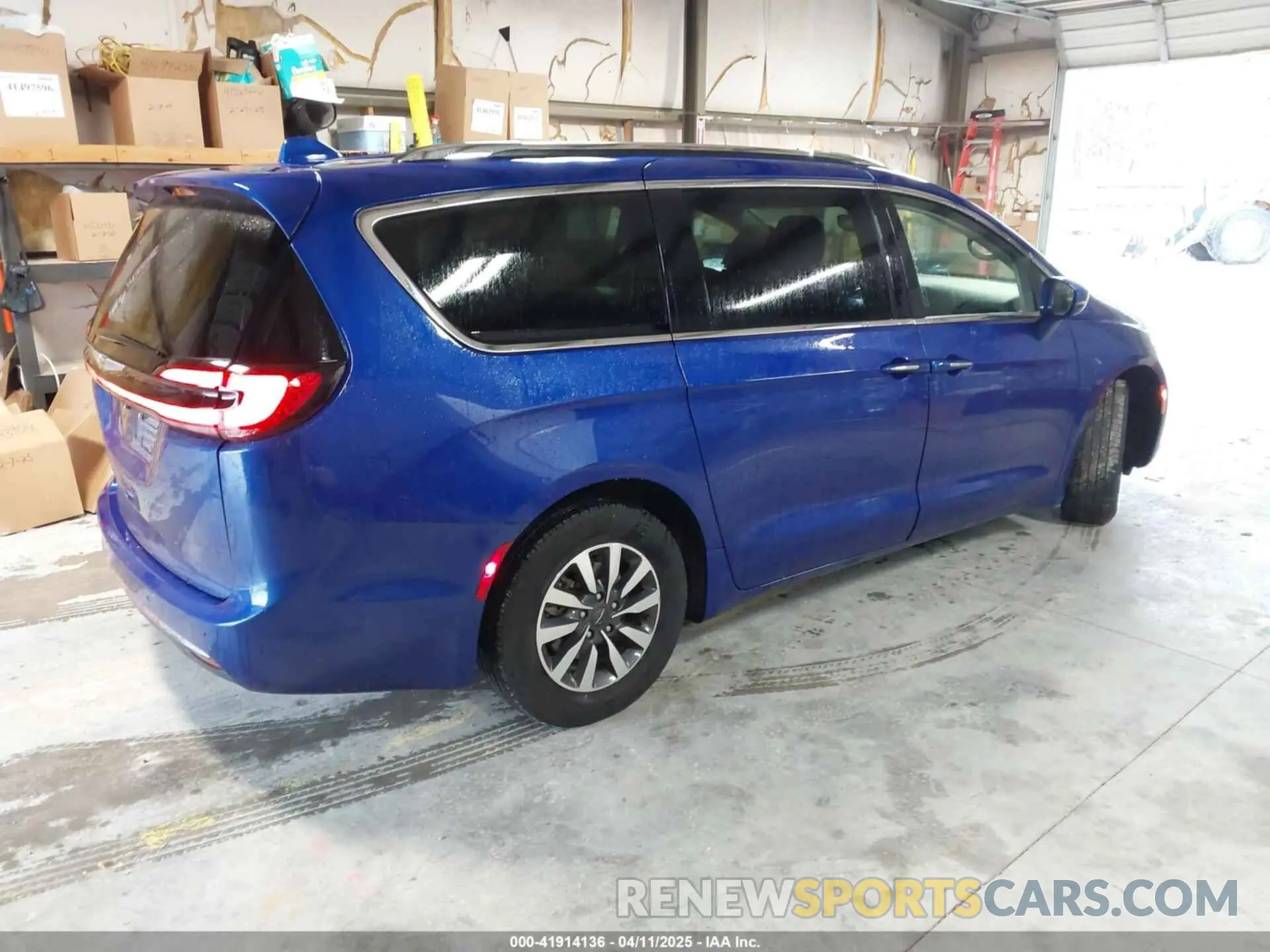 4 fotografías del automóvil dañado 2C4RC1BGXMR503108 CHRYSLER PACIFICA 2021