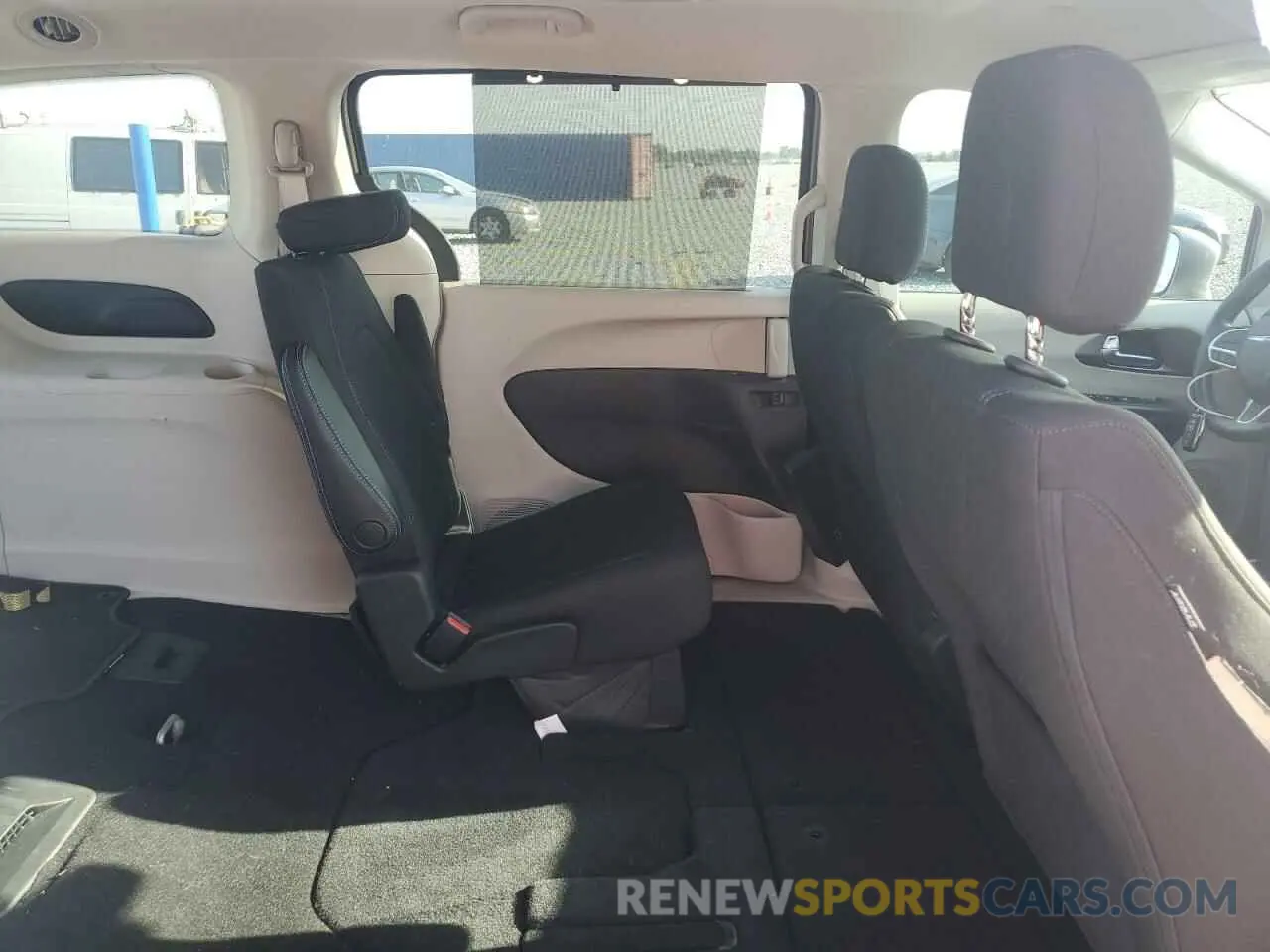 11 fotografías del automóvil dañado 2C4RC1FG2MR529230 CHRYSLER PACIFICA 2021