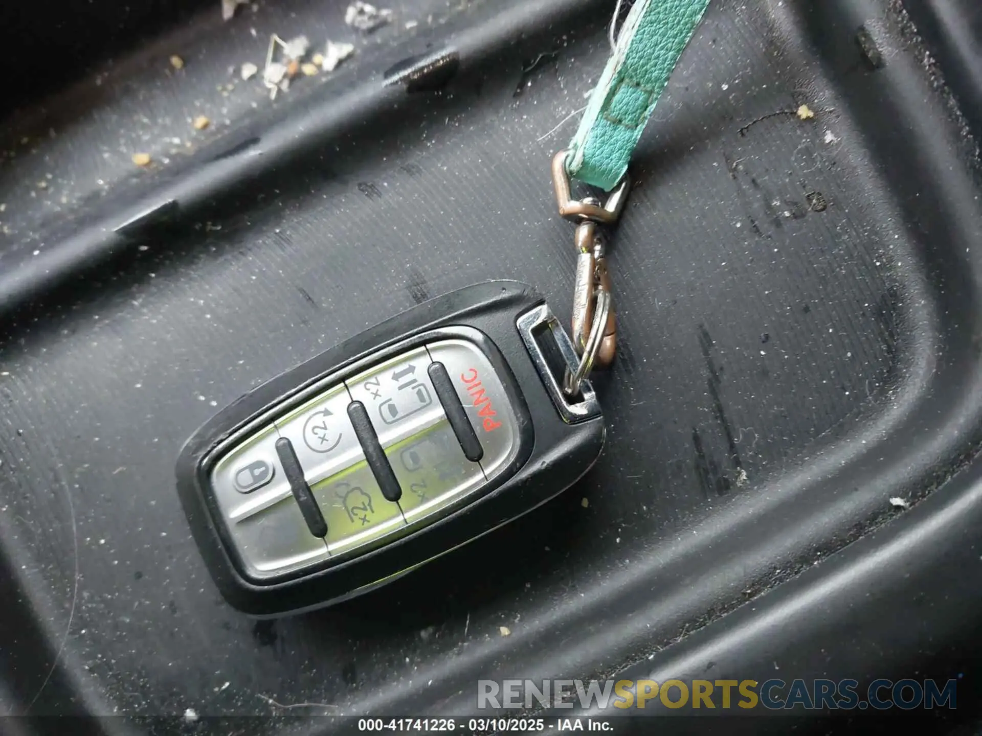 11 fotografías del automóvil dañado 2C4RC1FG3MR517118 CHRYSLER PACIFICA 2021