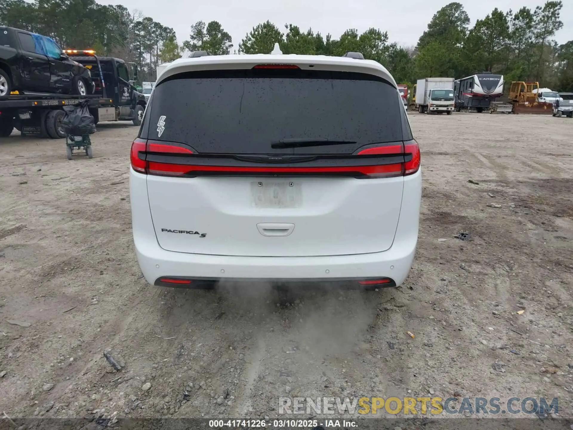 16 fotografías del automóvil dañado 2C4RC1FG3MR517118 CHRYSLER PACIFICA 2021