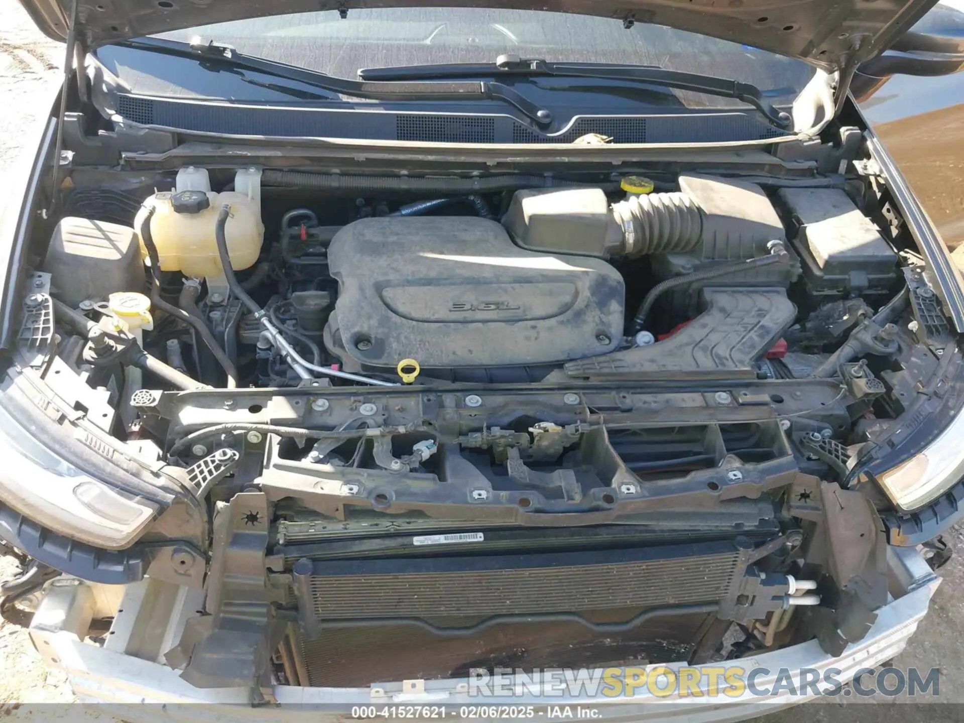 10 fotografías del automóvil dañado 2C4RC1FG7MR572087 CHRYSLER PACIFICA 2021