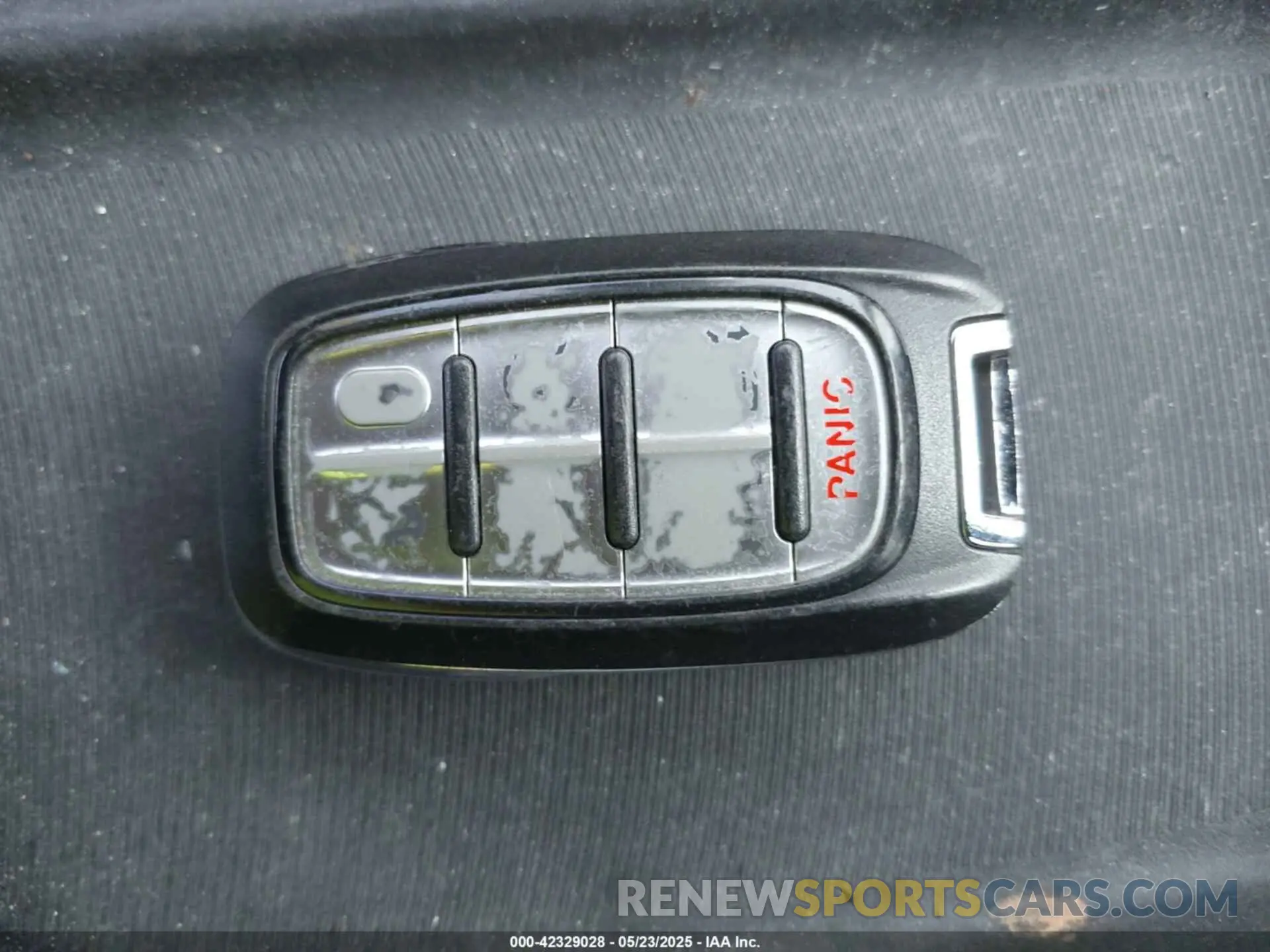 11 fotografías del automóvil dañado 2C4RC1FG7MR605587 CHRYSLER PACIFICA 2021