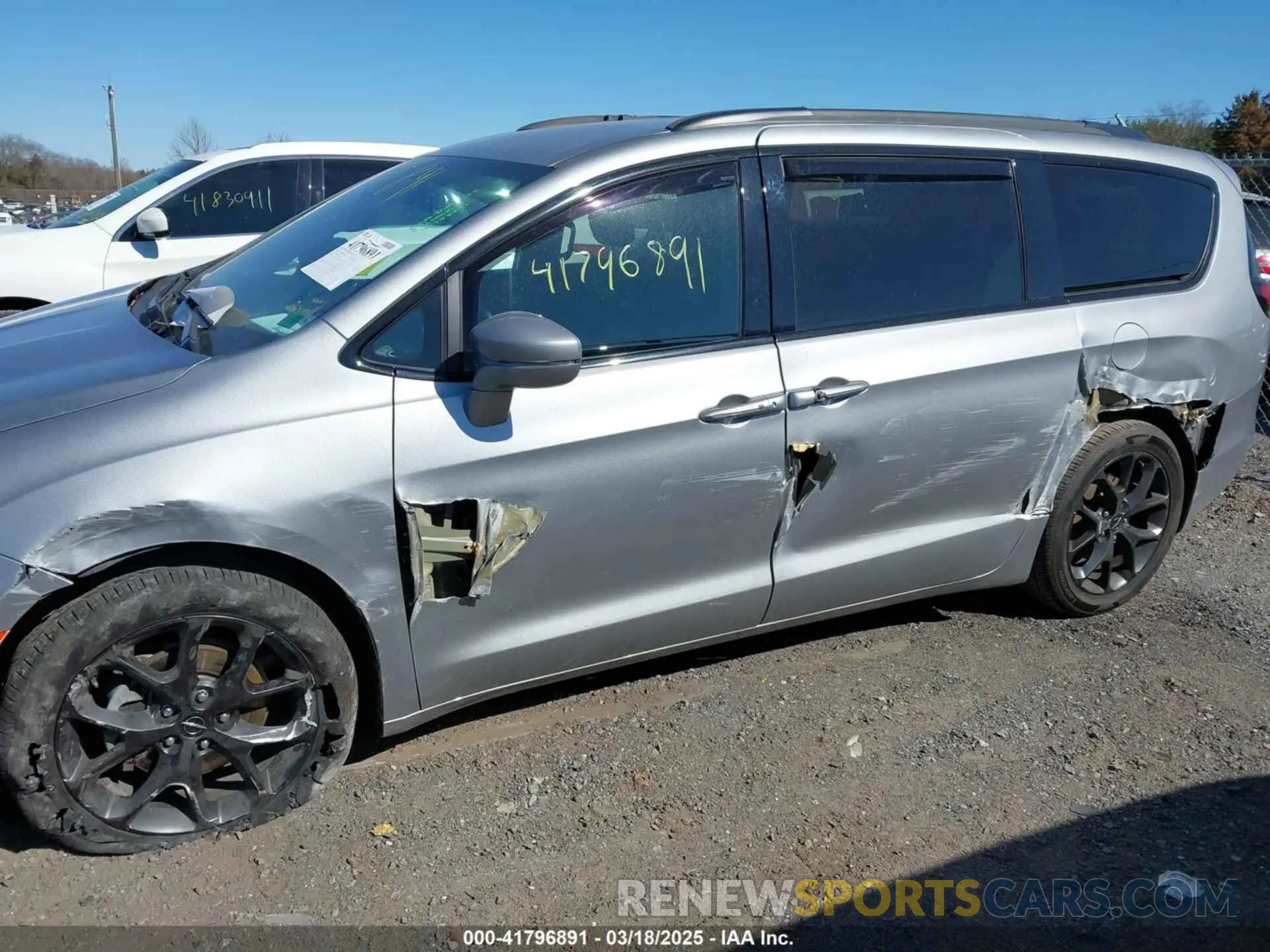 6 fotografías del automóvil dañado 2C4RC1FG8MR565455 CHRYSLER PACIFICA 2021