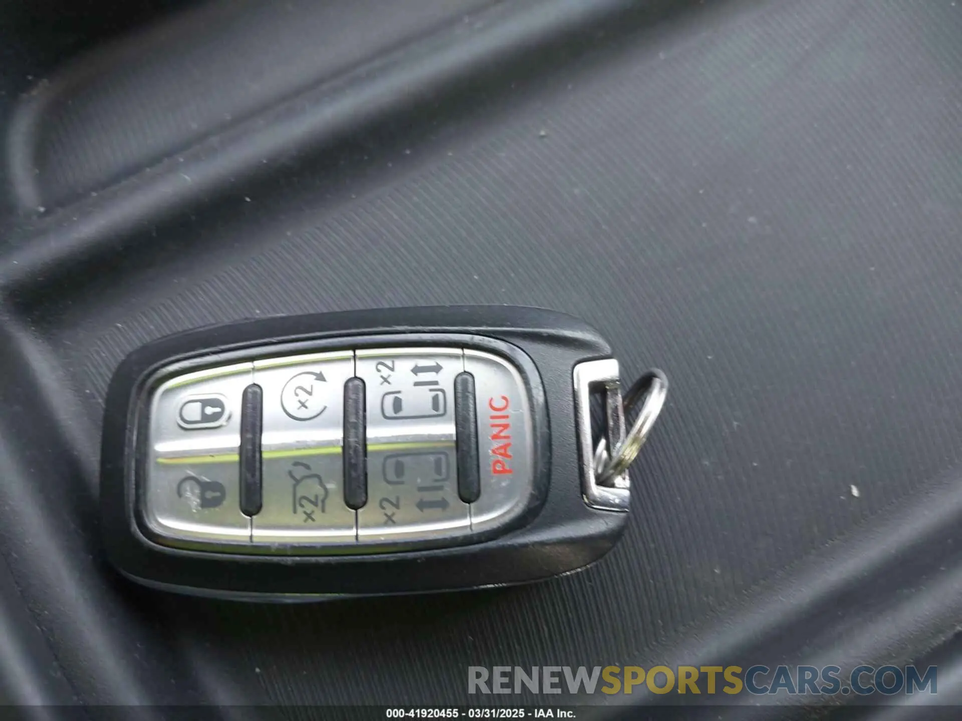 11 fotografías del automóvil dañado 2C4RC1FGXMR511624 CHRYSLER PACIFICA 2021