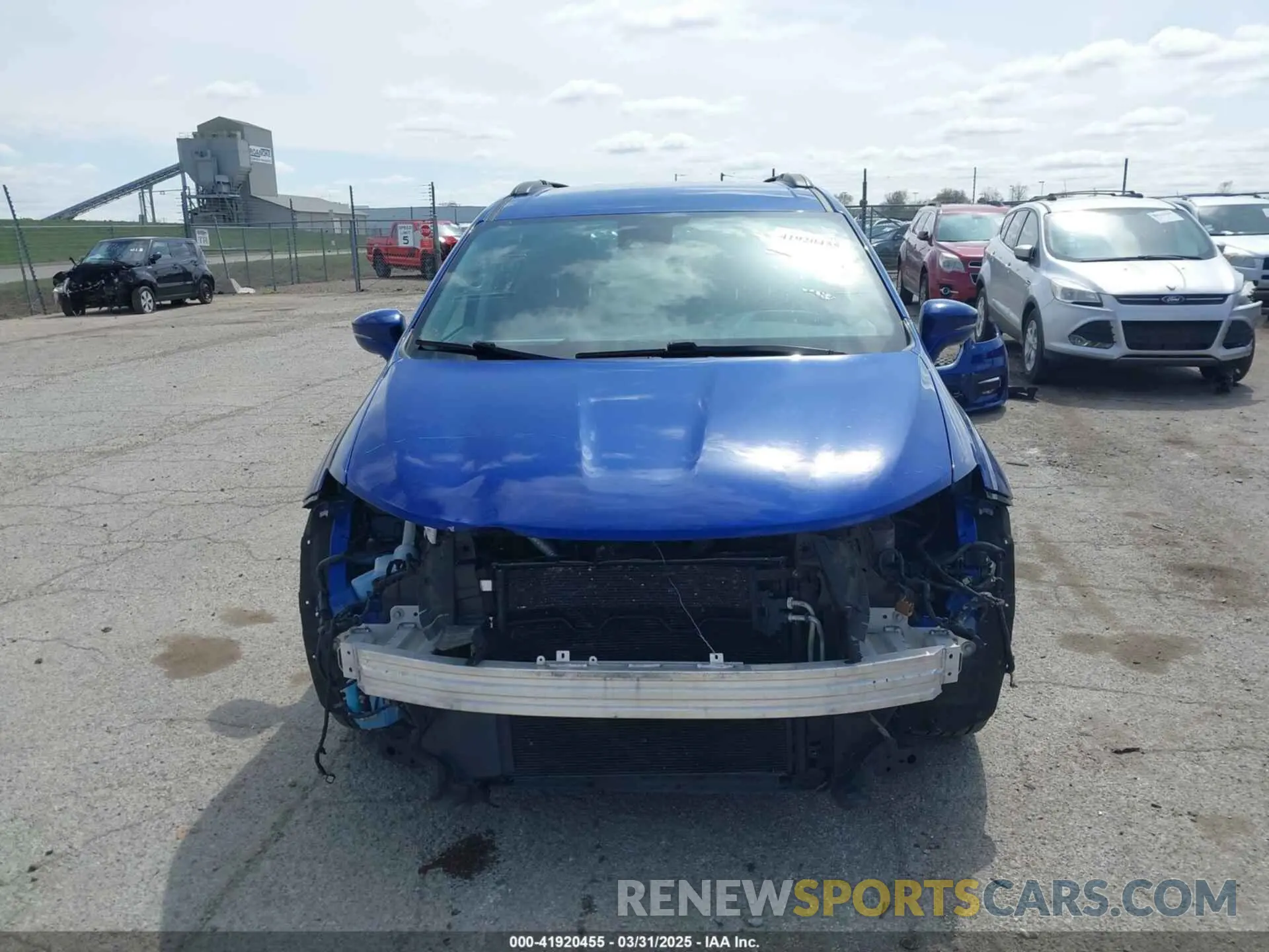 13 fotografías del automóvil dañado 2C4RC1FGXMR511624 CHRYSLER PACIFICA 2021