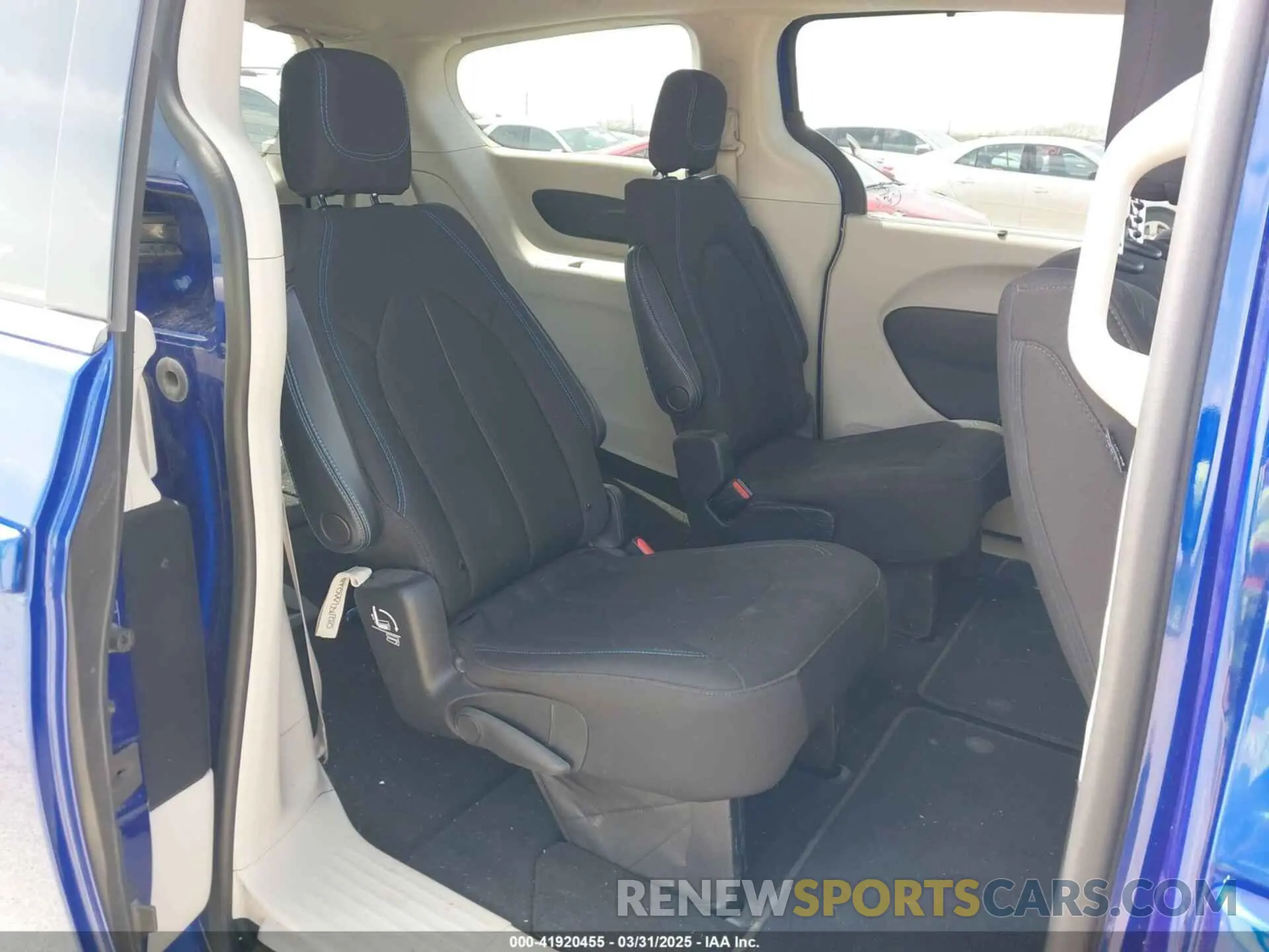 8 fotografías del automóvil dañado 2C4RC1FGXMR511624 CHRYSLER PACIFICA 2021