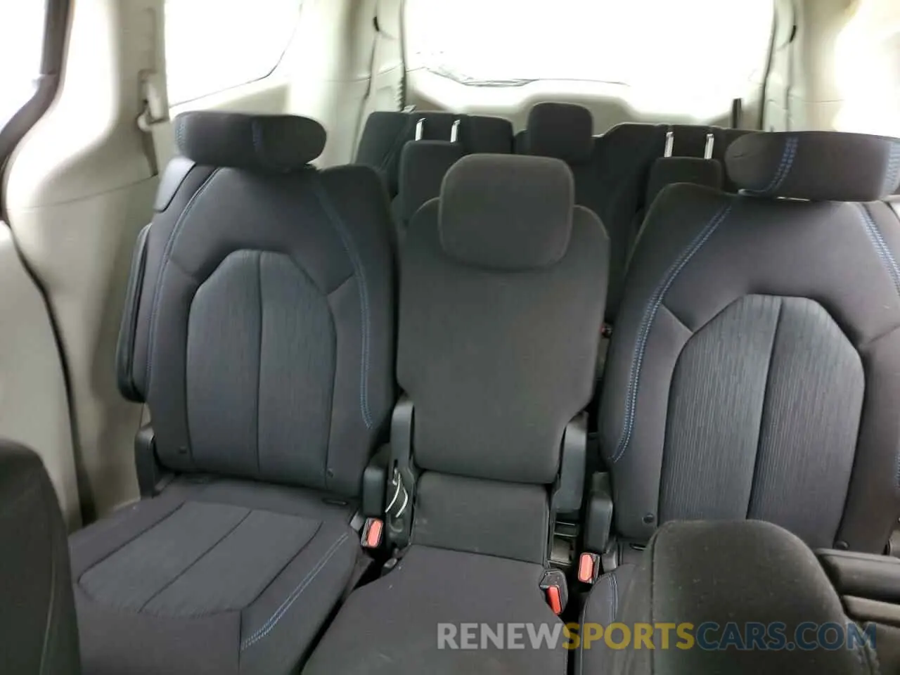 10 fotografías del automóvil dañado 2C4RC1FGXMR550164 CHRYSLER PACIFICA 2021
