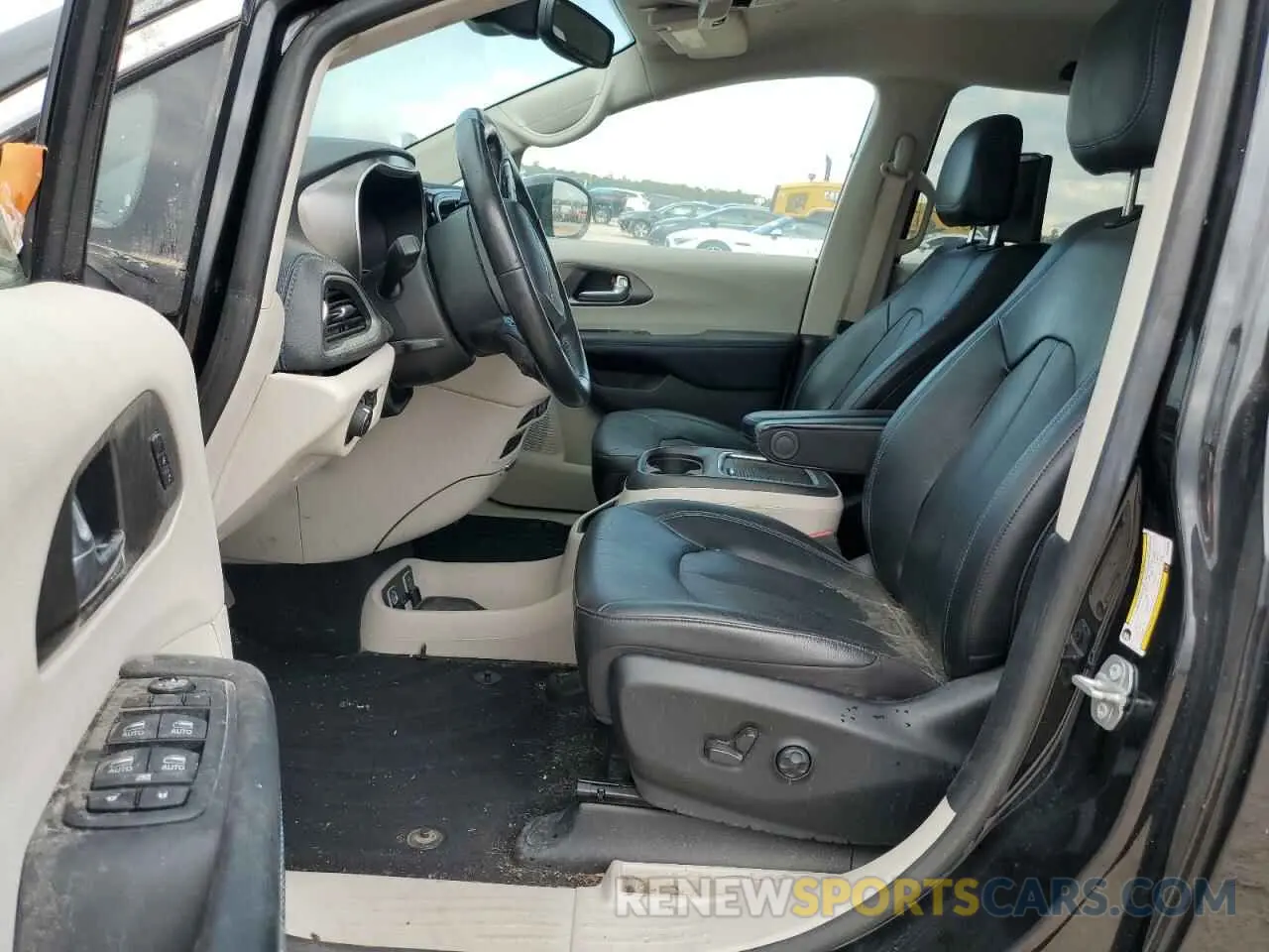 7 fotografías del automóvil dañado 2C4RC1L70MR525066 CHRYSLER PACIFICA 2021