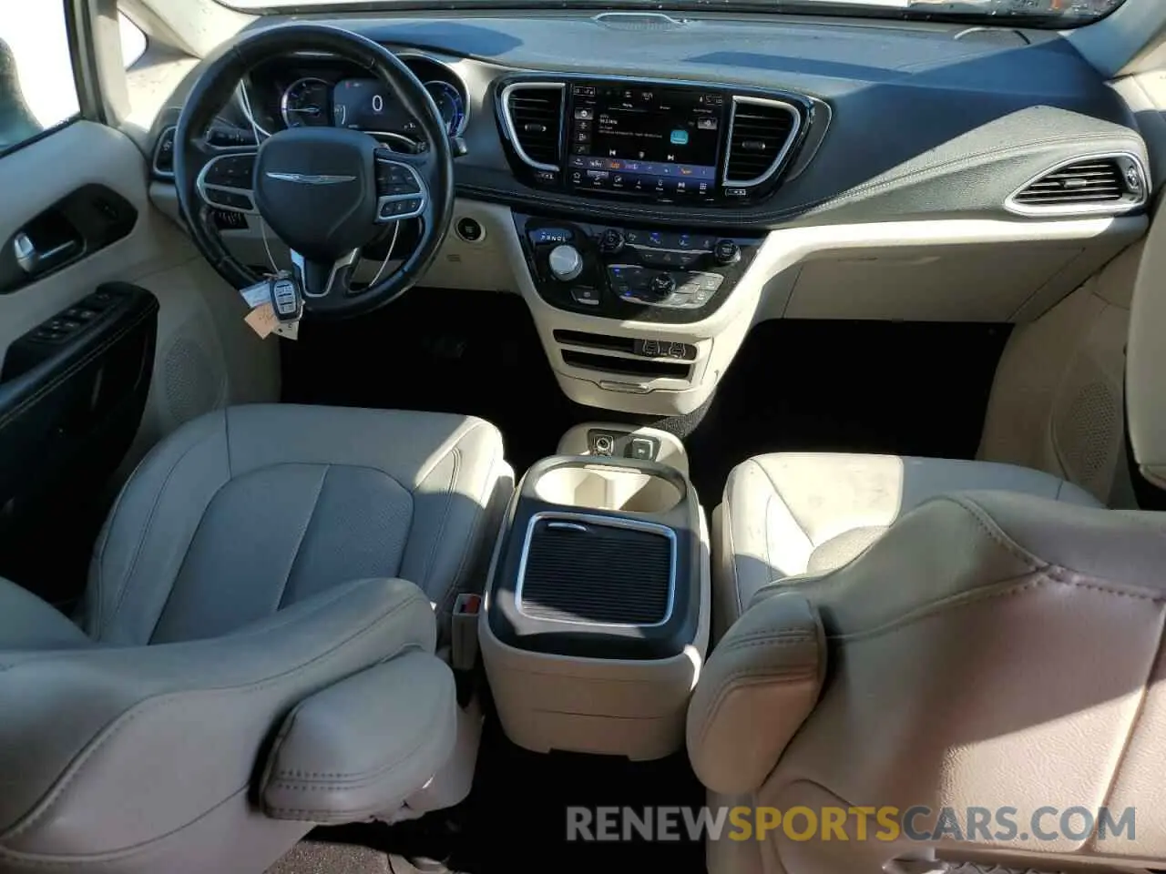 8 fotografías del automóvil dañado 2C4RC1L71MR594686 CHRYSLER PACIFICA 2021