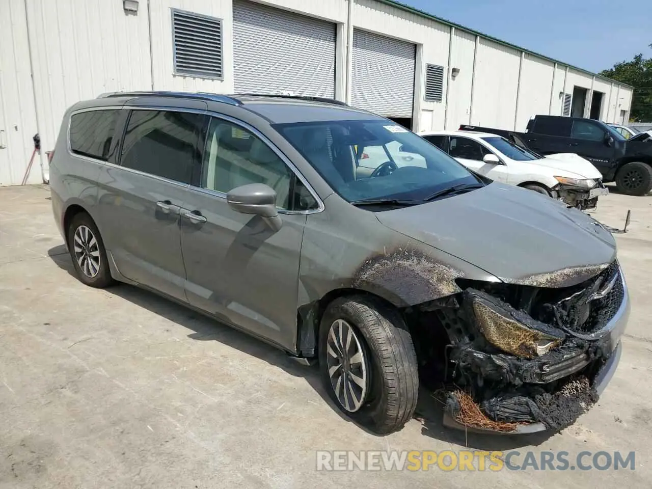 4 fotografías del automóvil dañado 2C4RC1L73MR603162 CHRYSLER PACIFICA 2021