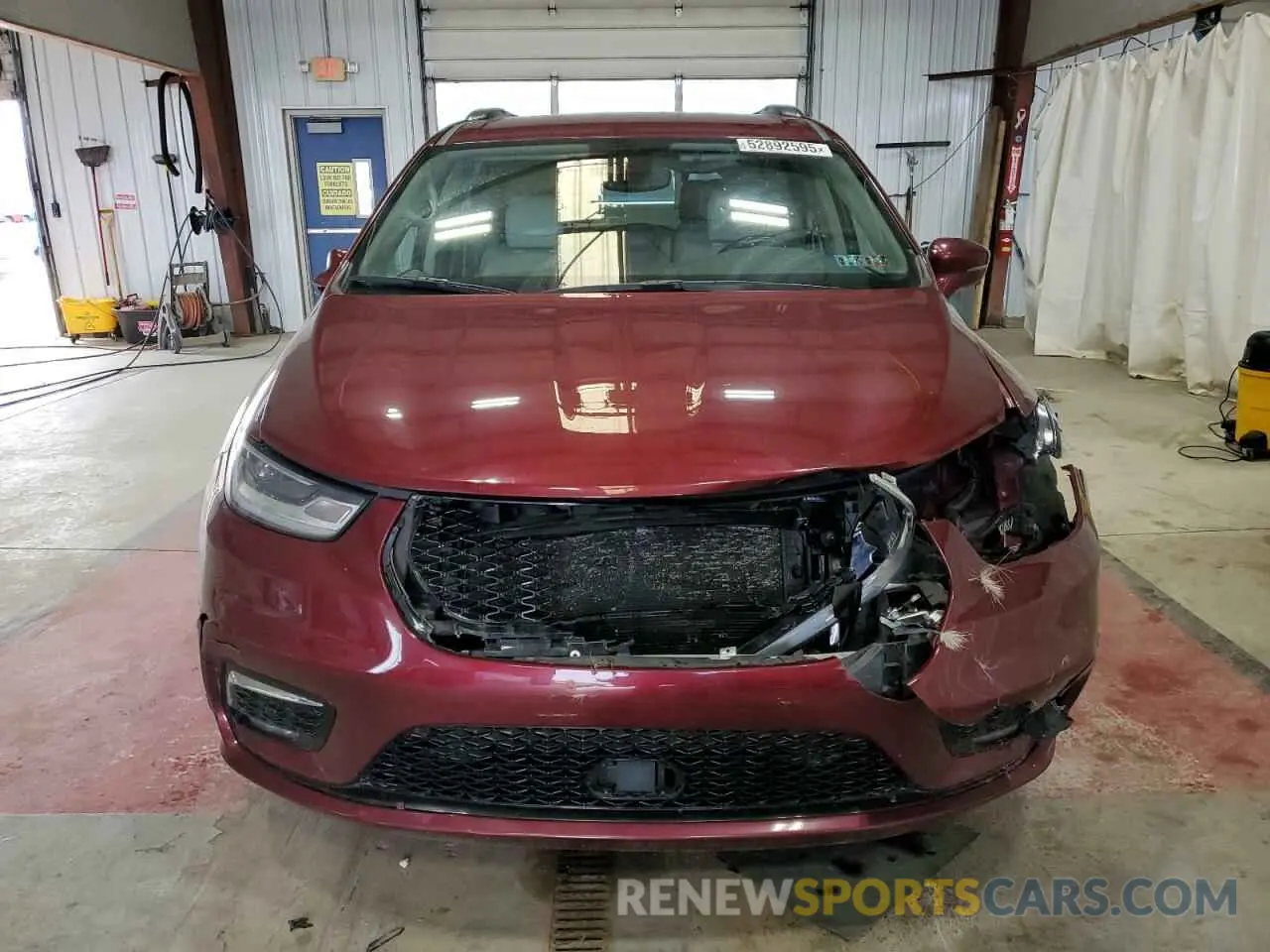 5 fotografías del automóvil dañado 2C4RC1L77MR596250 CHRYSLER PACIFICA 2021