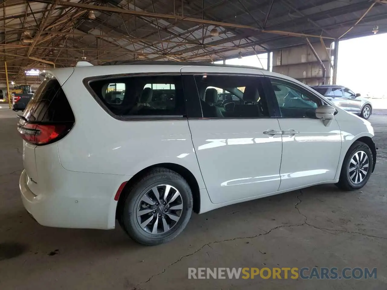 3 fotografías del automóvil dañado 2C4RC1L7XMR603269 CHRYSLER PACIFICA 2021