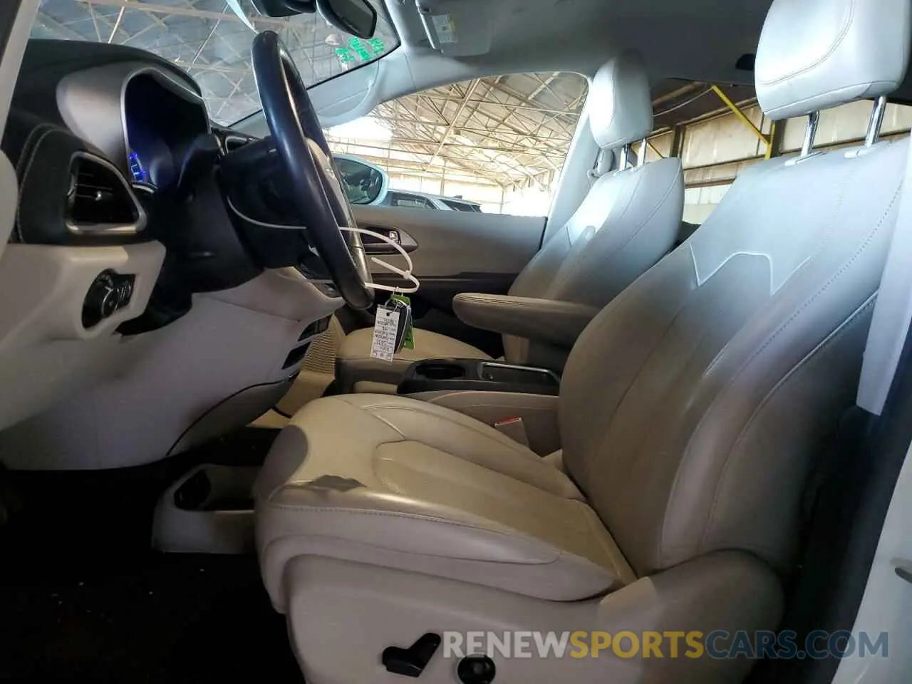 7 fotografías del automóvil dañado 2C4RC1L7XMR603269 CHRYSLER PACIFICA 2021
