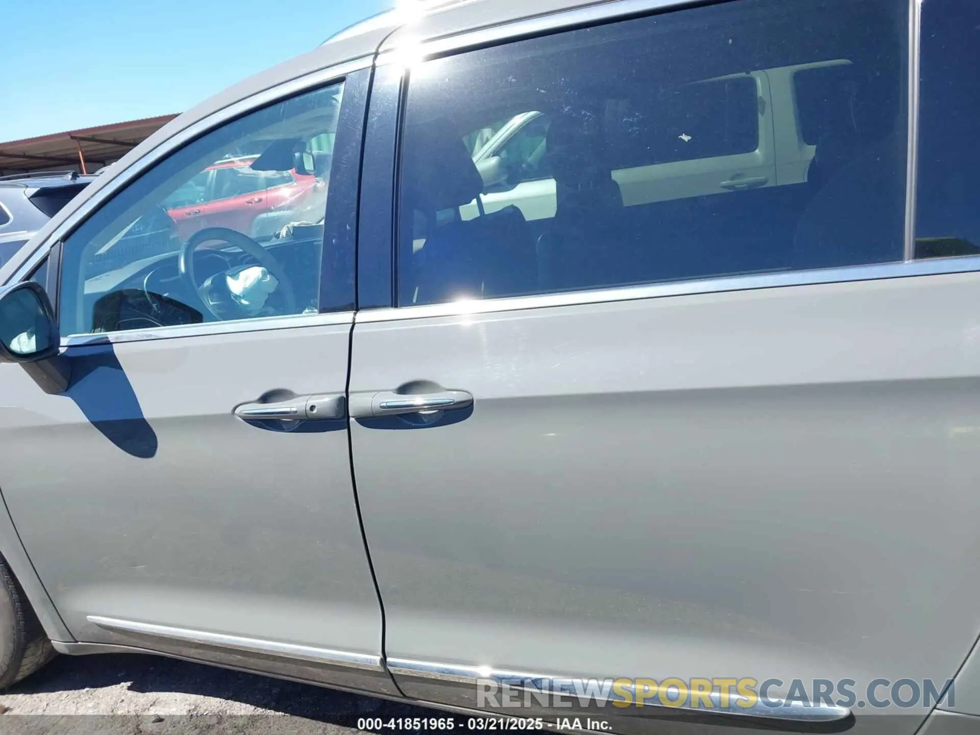 14 fotografías del automóvil dañado 2C4RC3GG3MR541011 CHRYSLER PACIFICA 2021