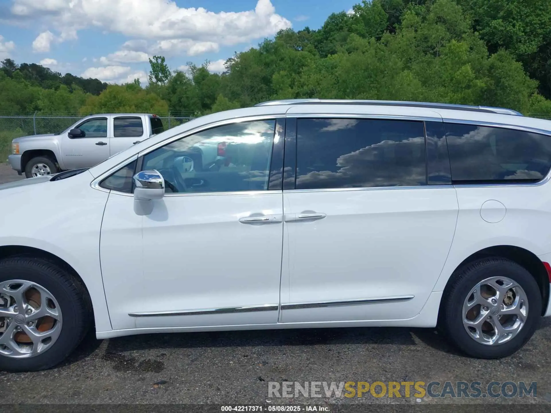 14 fotografías del automóvil dañado 2C4RC3GGXMR536808 CHRYSLER PACIFICA 2021