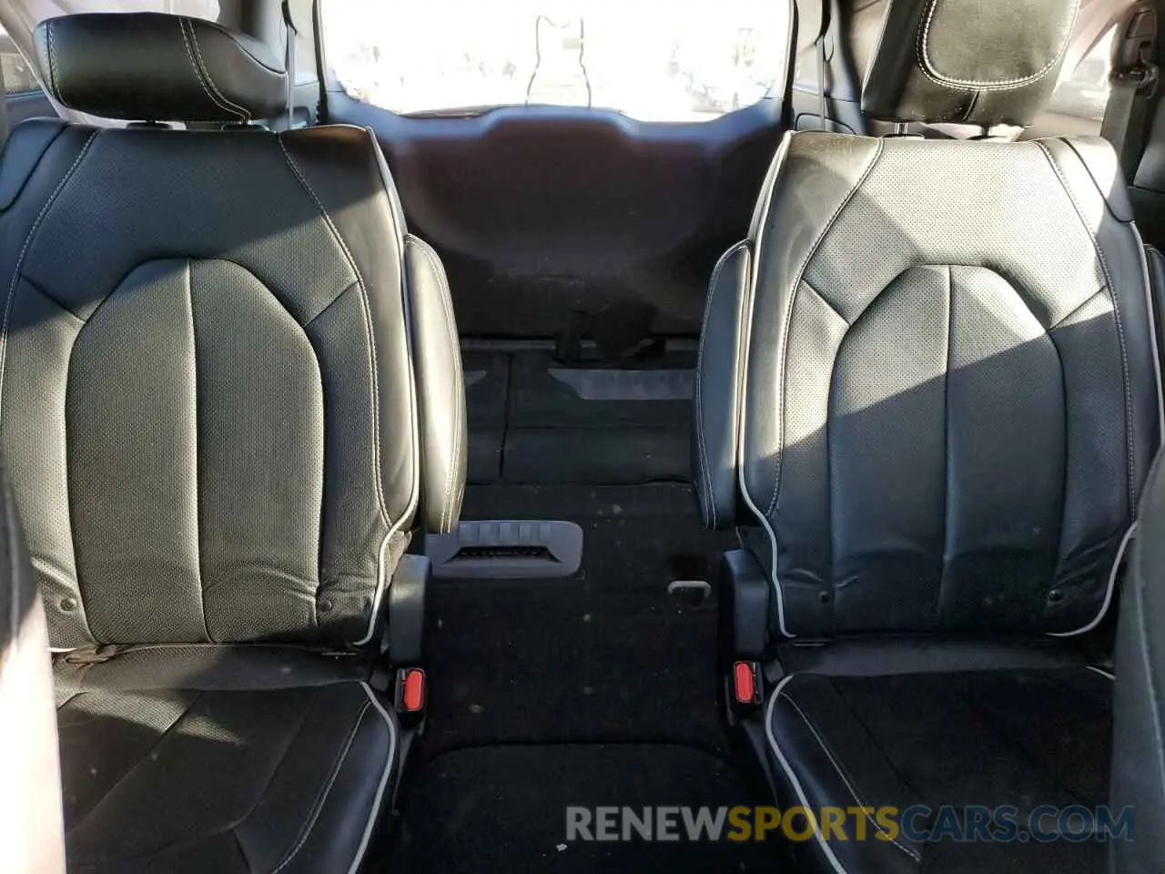 10 fotografías del automóvil dañado 2C4RC3GGXMR582039 CHRYSLER PACIFICA 2021