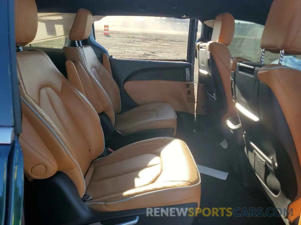 11 fotografías del automóvil dañado 2C4RC3PG2MR606592 CHRYSLER PACIFICA 2021