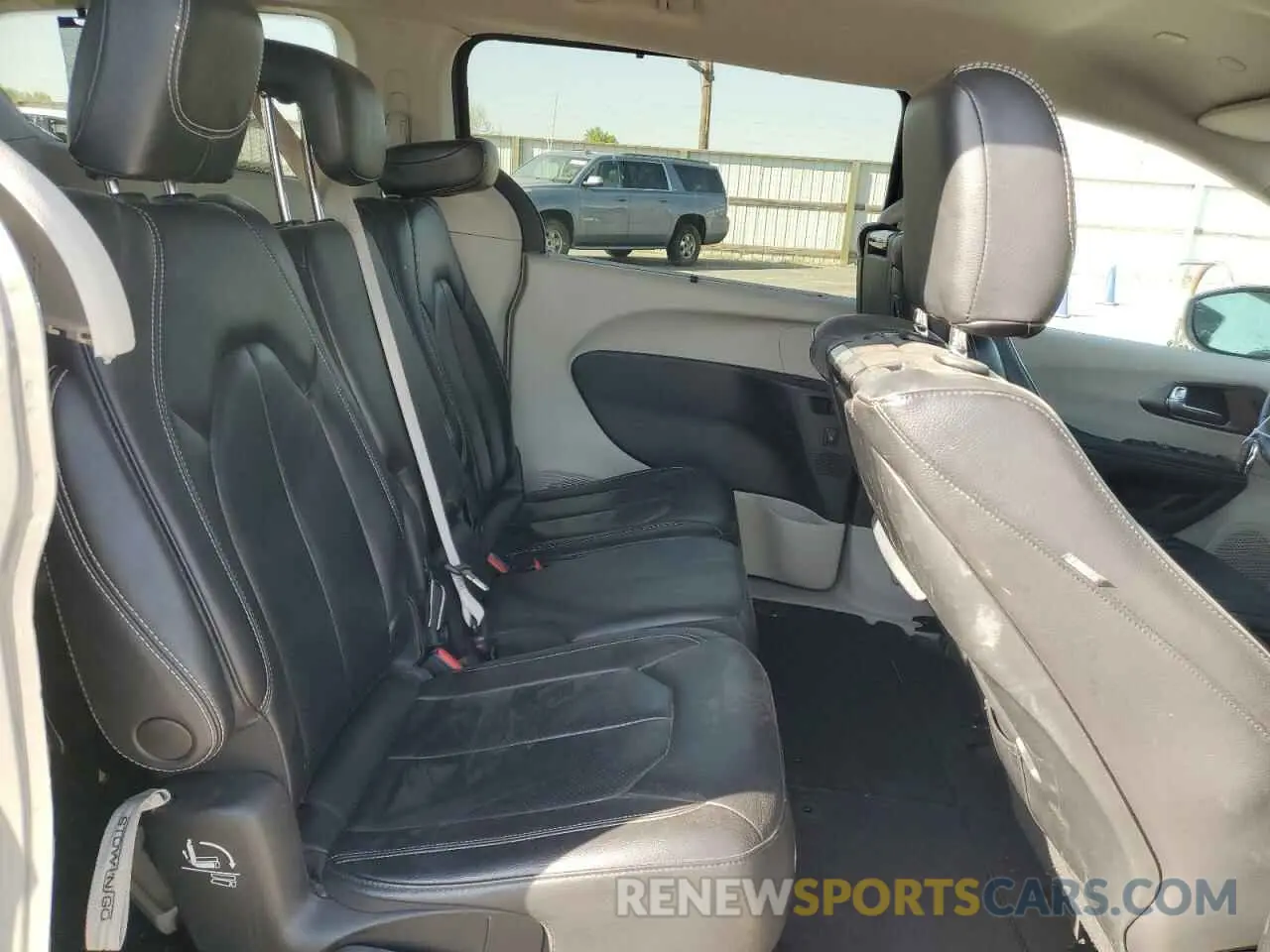 11 fotografías del automóvil dañado 2C4RC1BG0NR157555 CHRYSLER PACIFICA 2022