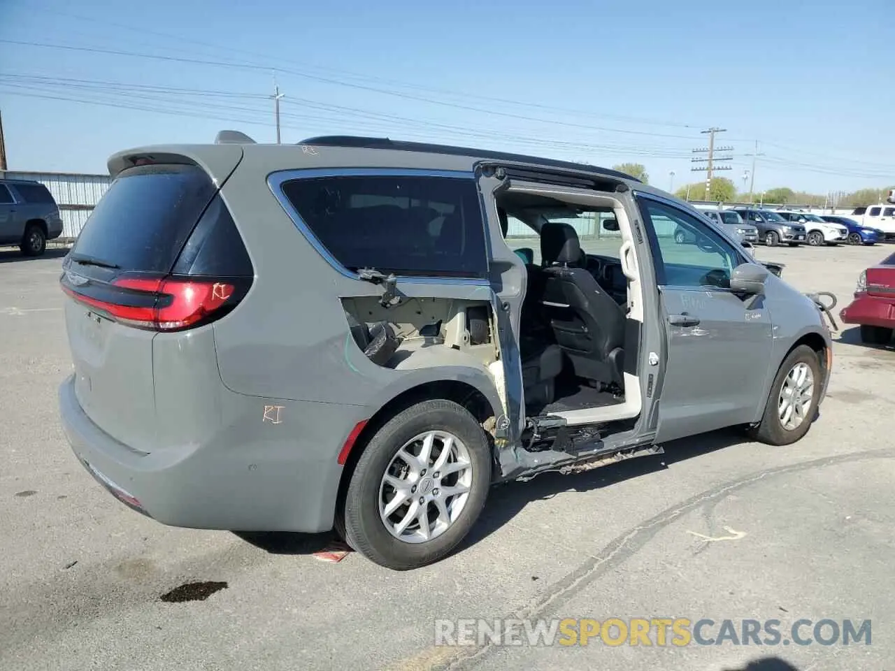 3 fotografías del automóvil dañado 2C4RC1BG0NR157555 CHRYSLER PACIFICA 2022
