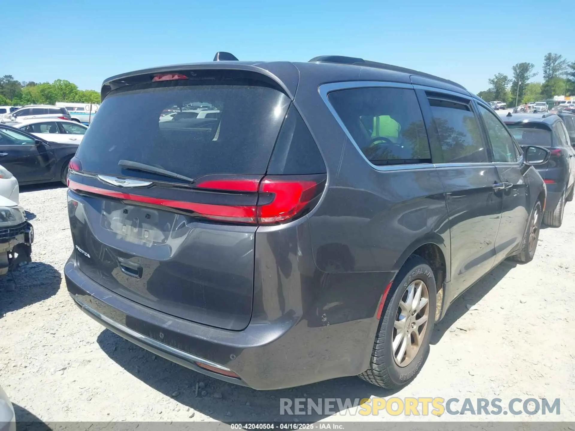 4 fotografías del automóvil dañado 2C4RC1BG0NR162013 CHRYSLER PACIFICA 2022