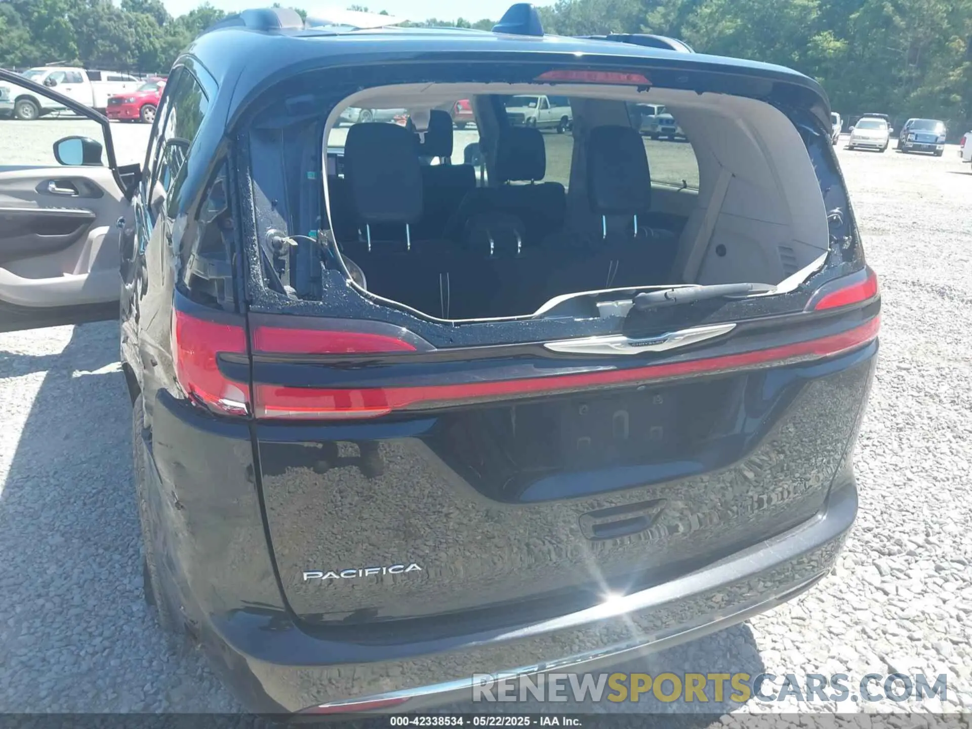 17 fotografías del automóvil dañado 2C4RC1BG1NR117291 CHRYSLER PACIFICA 2022