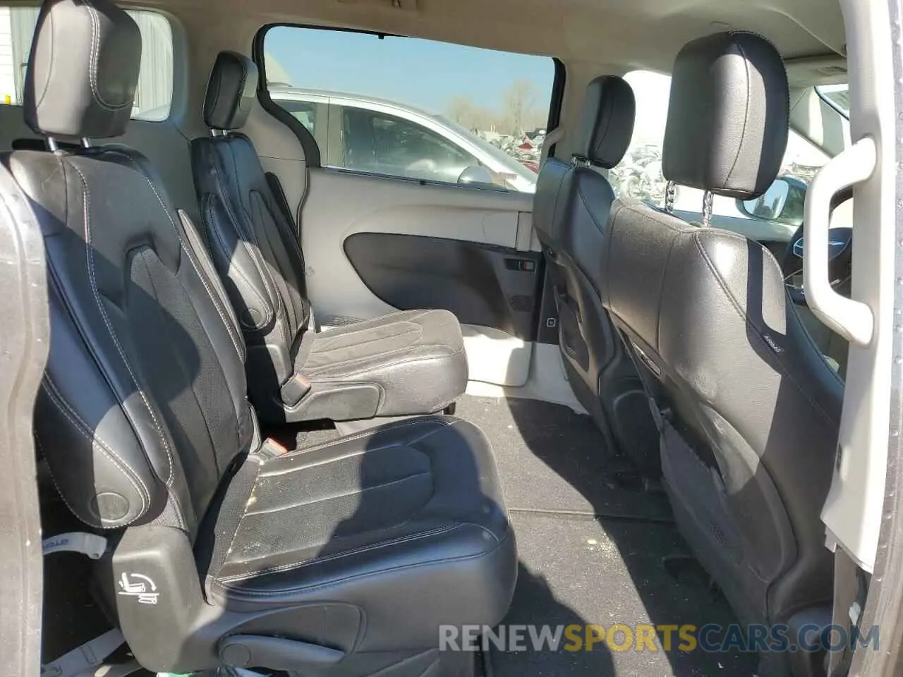 10 fotografías del automóvil dañado 2C4RC1BG1NR167673 CHRYSLER PACIFICA 2022
