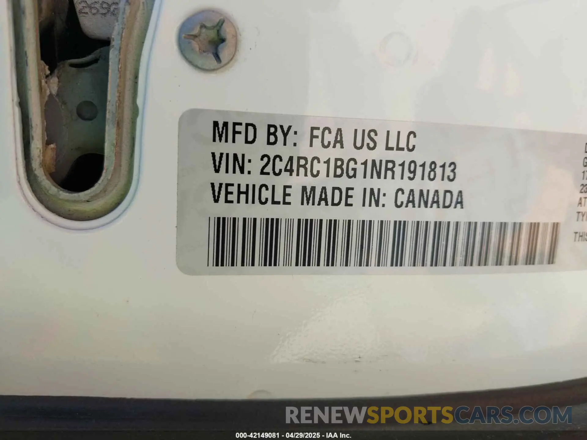 9 fotografías del automóvil dañado 2C4RC1BG1NR191813 CHRYSLER PACIFICA 2022