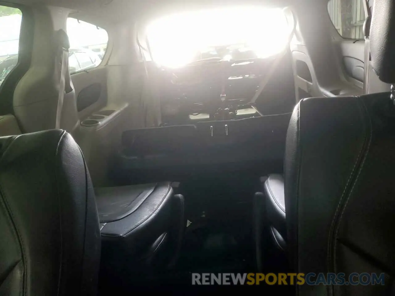 10 fotografías del automóvil dañado 2C4RC1BG2NR116263 CHRYSLER PACIFICA 2022