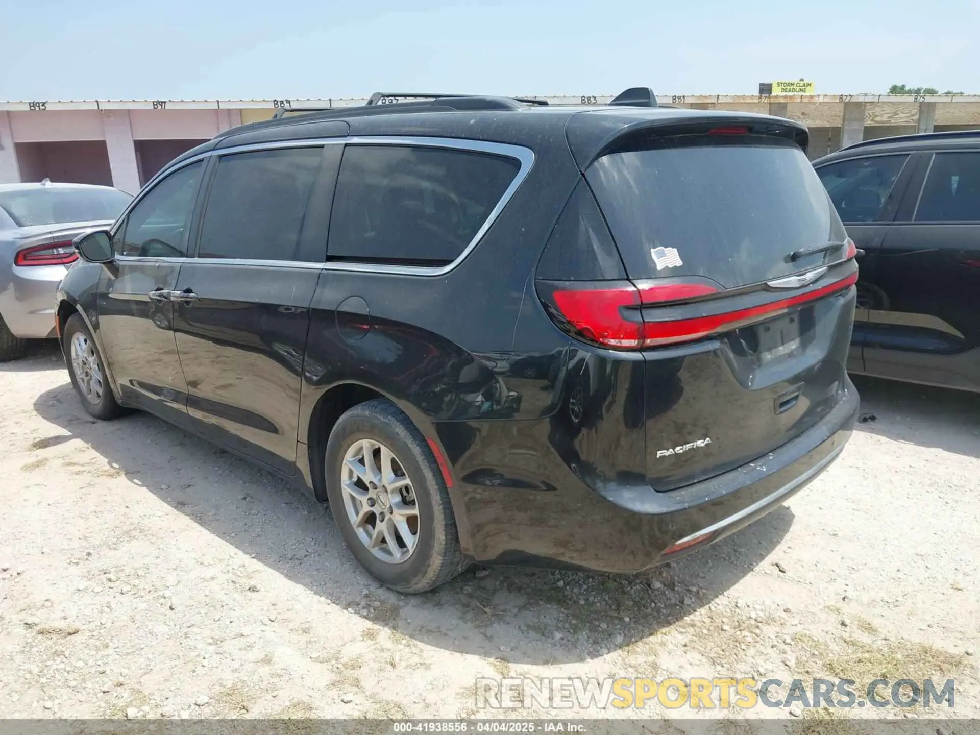 3 fotografías del automóvil dañado 2C4RC1BG2NR128980 CHRYSLER PACIFICA 2022