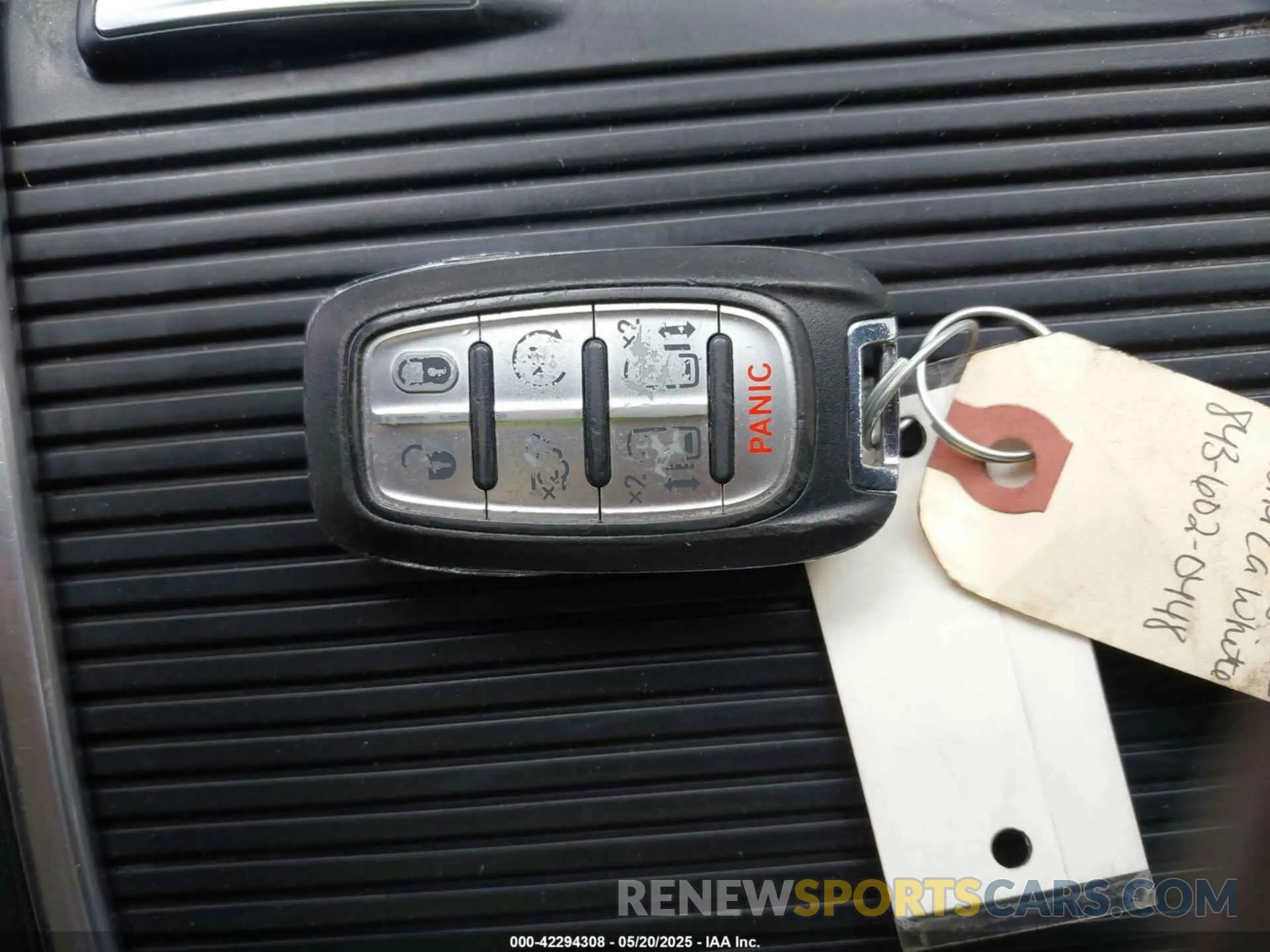 11 fotografías del automóvil dañado 2C4RC1BG2NR169772 CHRYSLER PACIFICA 2022