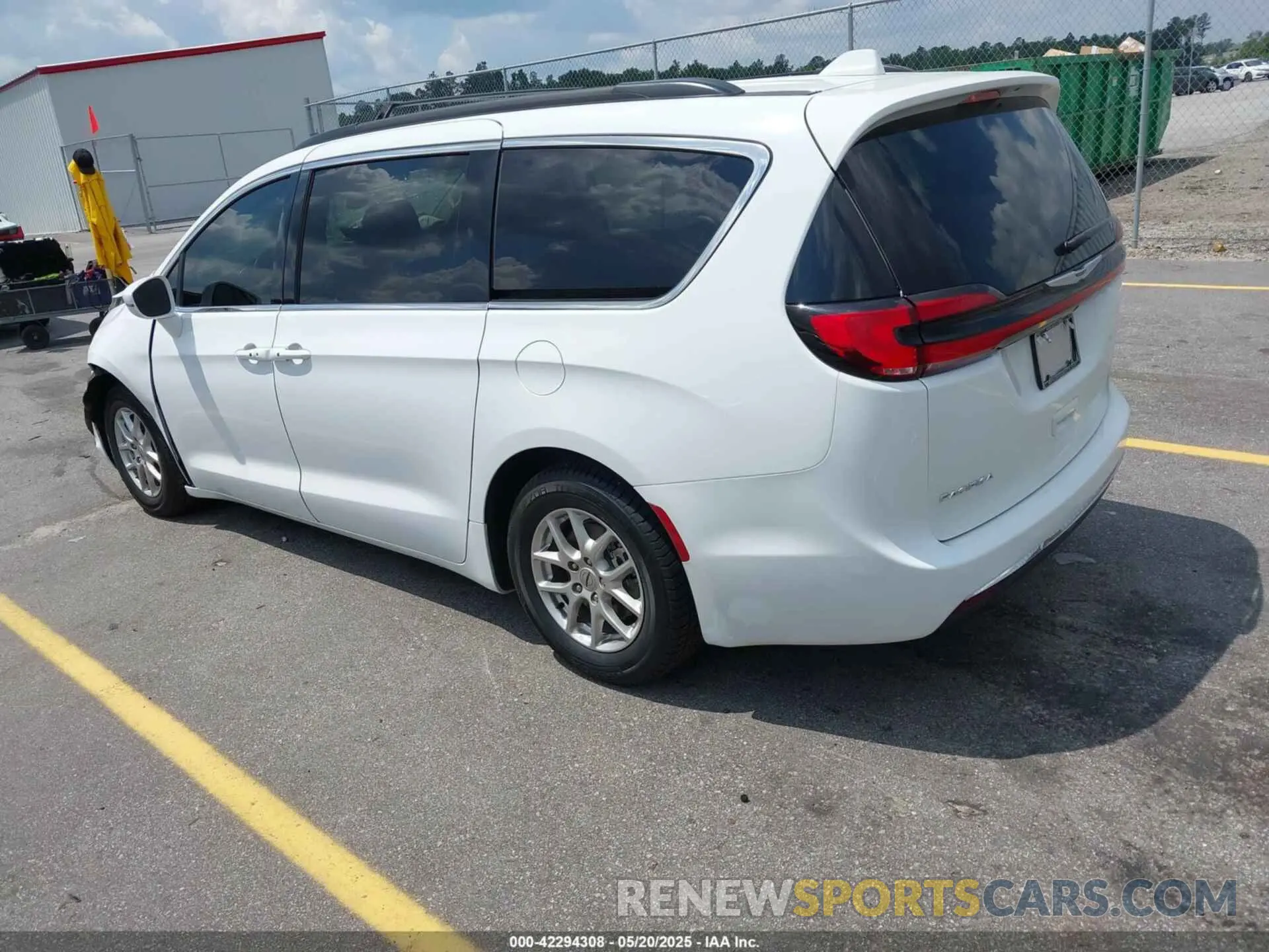 3 fotografías del automóvil dañado 2C4RC1BG2NR169772 CHRYSLER PACIFICA 2022